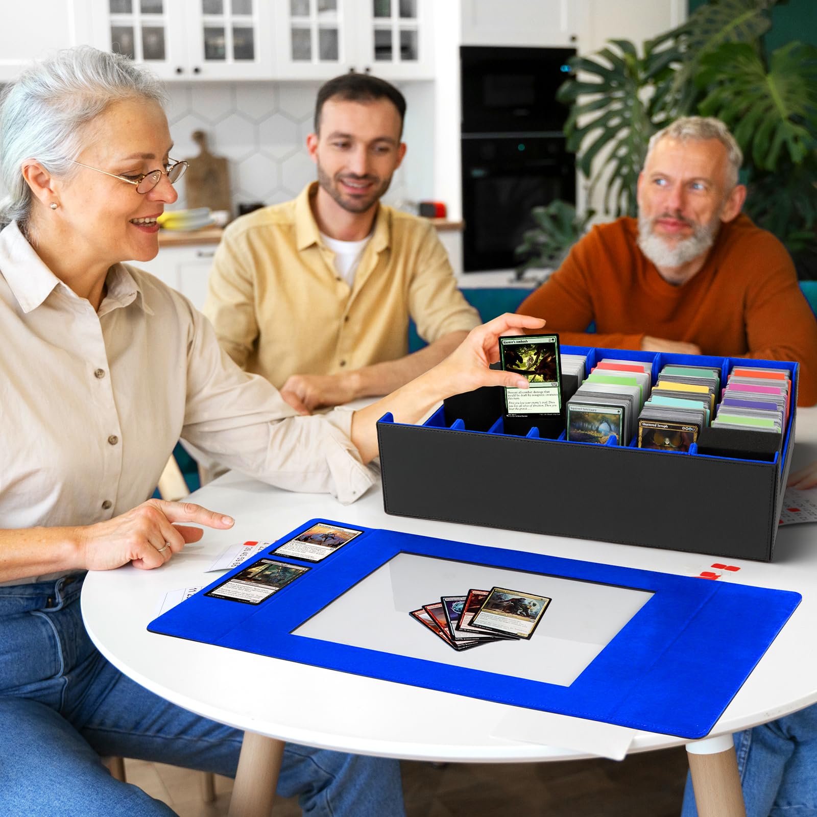 AOBOPLE Boîte de 5 Rangées Rangement de Cartes Pour 3900+ Cartes, Avec 48 Intercalaires et 5 Supports en Mousse, Boîte Rangement Carte Magnétiques de Qualité Supérieure,Rangement Cartes de Sport(Bleu)