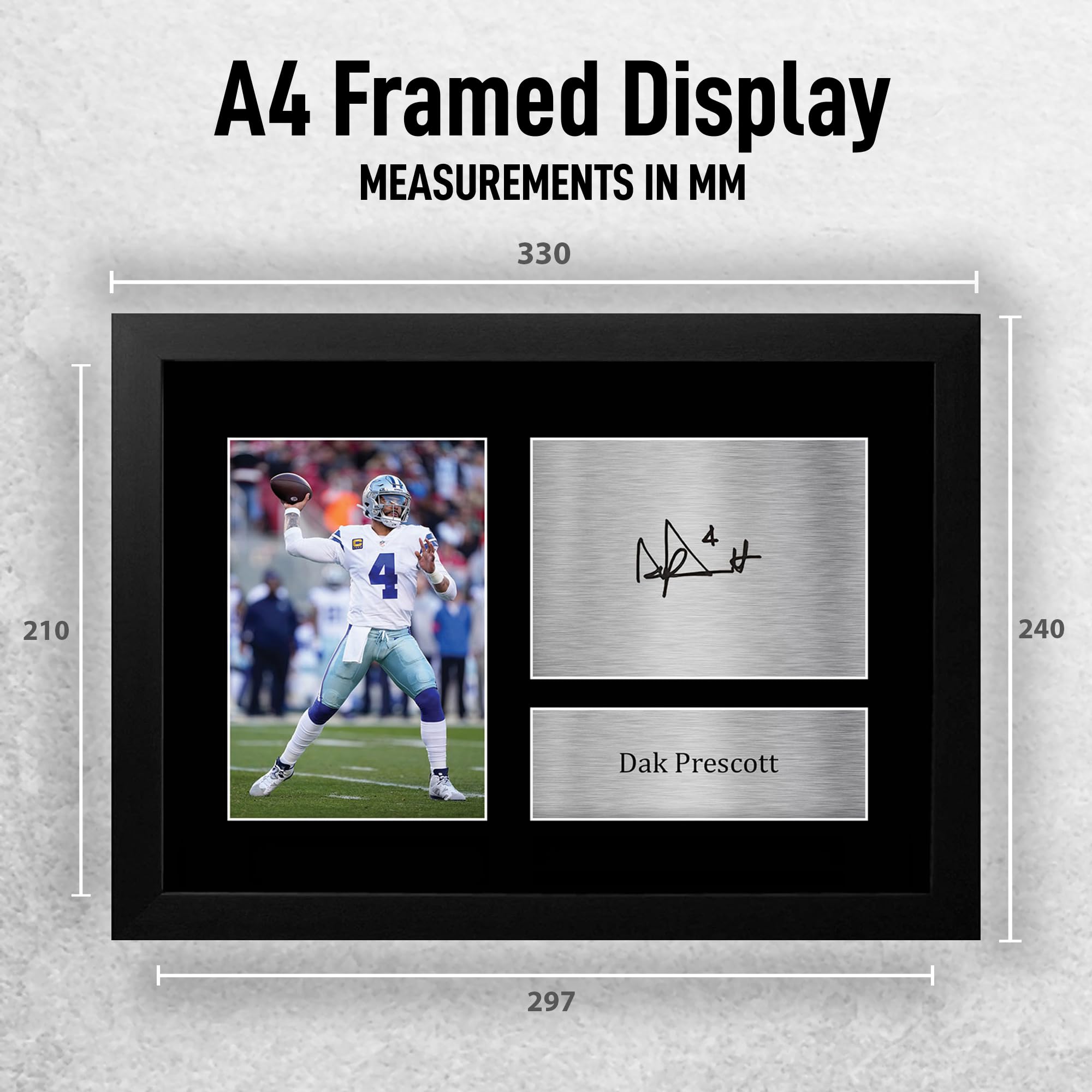 HWC Trading Dak Prescott Dallas Cowboys Geschenkidee: Gedrucktes, signiertes Autogrammfoto für Fans von American-Football-Memorabilia - A4 Gerahmt