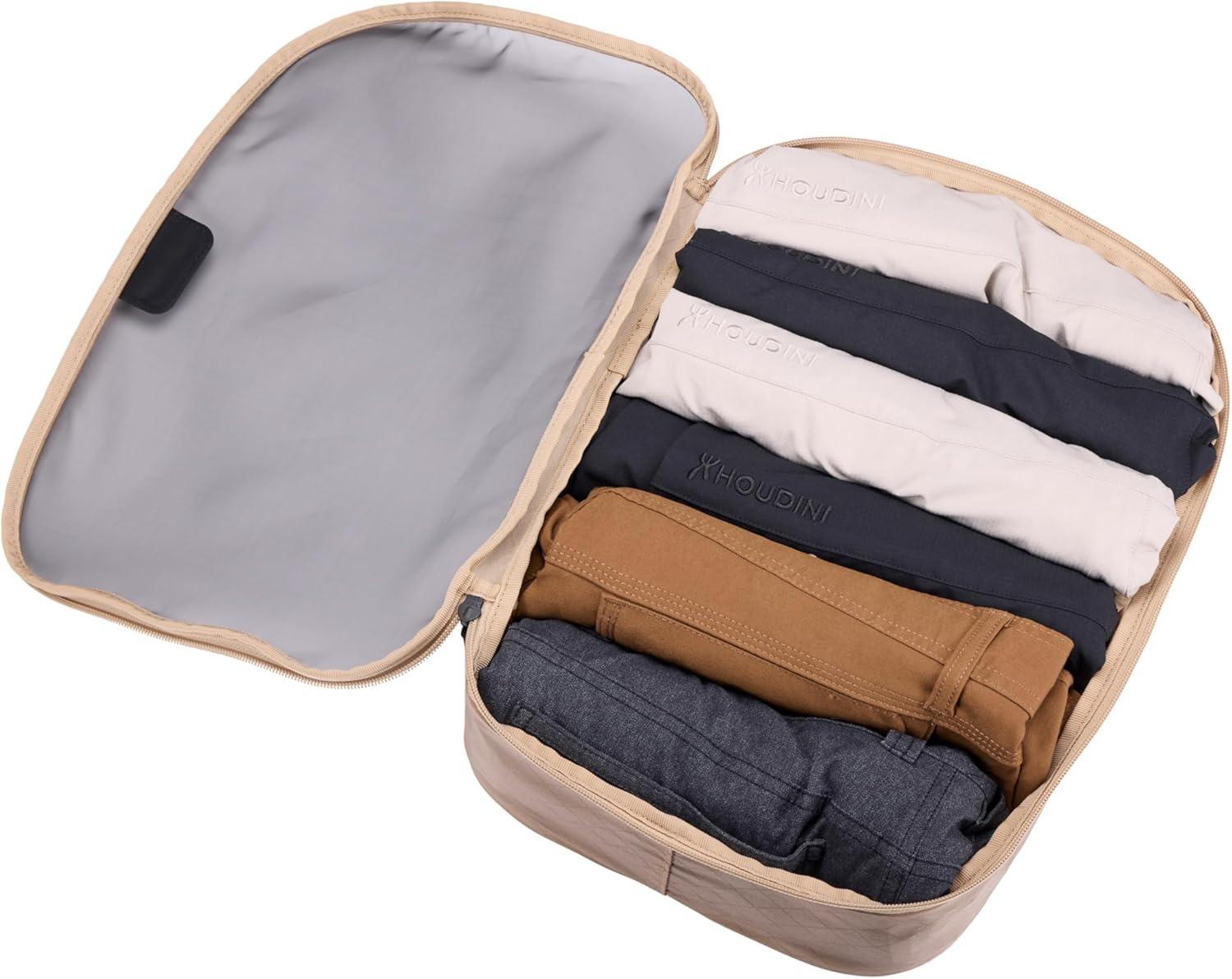 Thule Packing Cube, Size Medium, Transparent Fabric, Organize Shirts, Pants, Sweaters, Easy to Pack