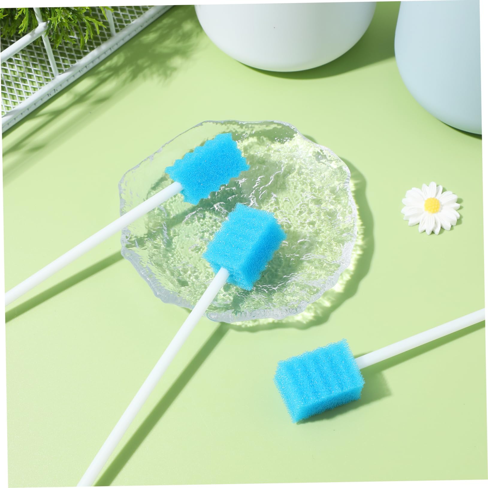 minkissy 100 Pcs Soft Sponge Swabs Oral Care Swabs for Elderly Disposable Cleaning Sticks Versatile Use
