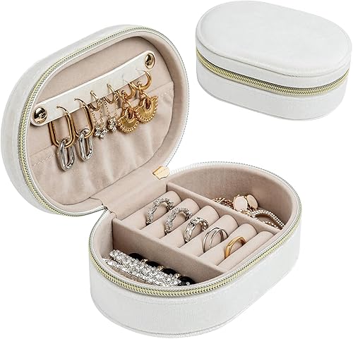 Changsuo Joyero de terciopelo de felpa para viajes, pequeño joyero para mujeres, organizador de viaje de joyería (marfil)