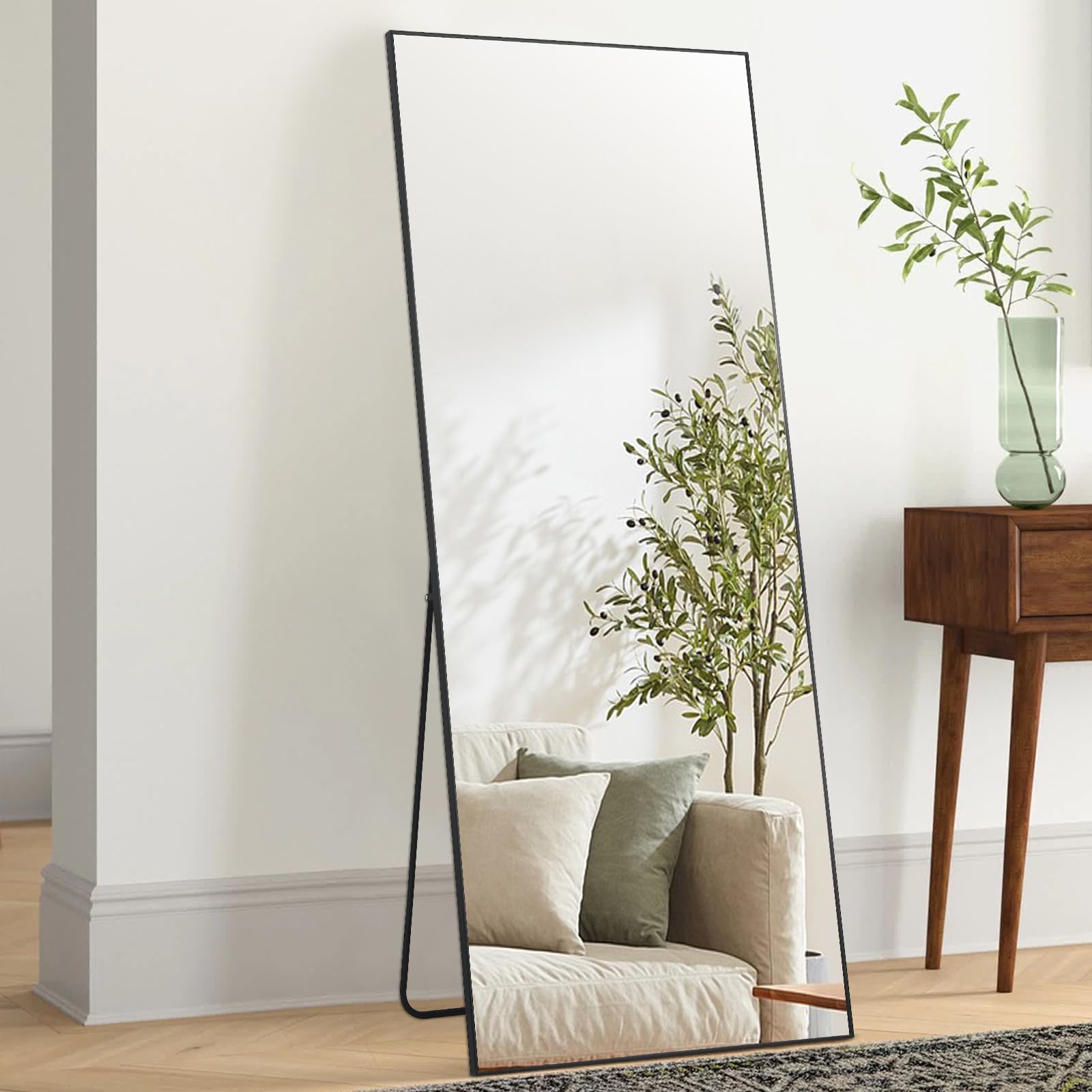 VEVOR Specchio a Figura Intera 1800 x 785 mm Extra Grande da Terra, Rettangolare, da Appendere o Appoggiare, Telaio in Lega di Alluminio, da Toeletta per Camera da Letto, Nero