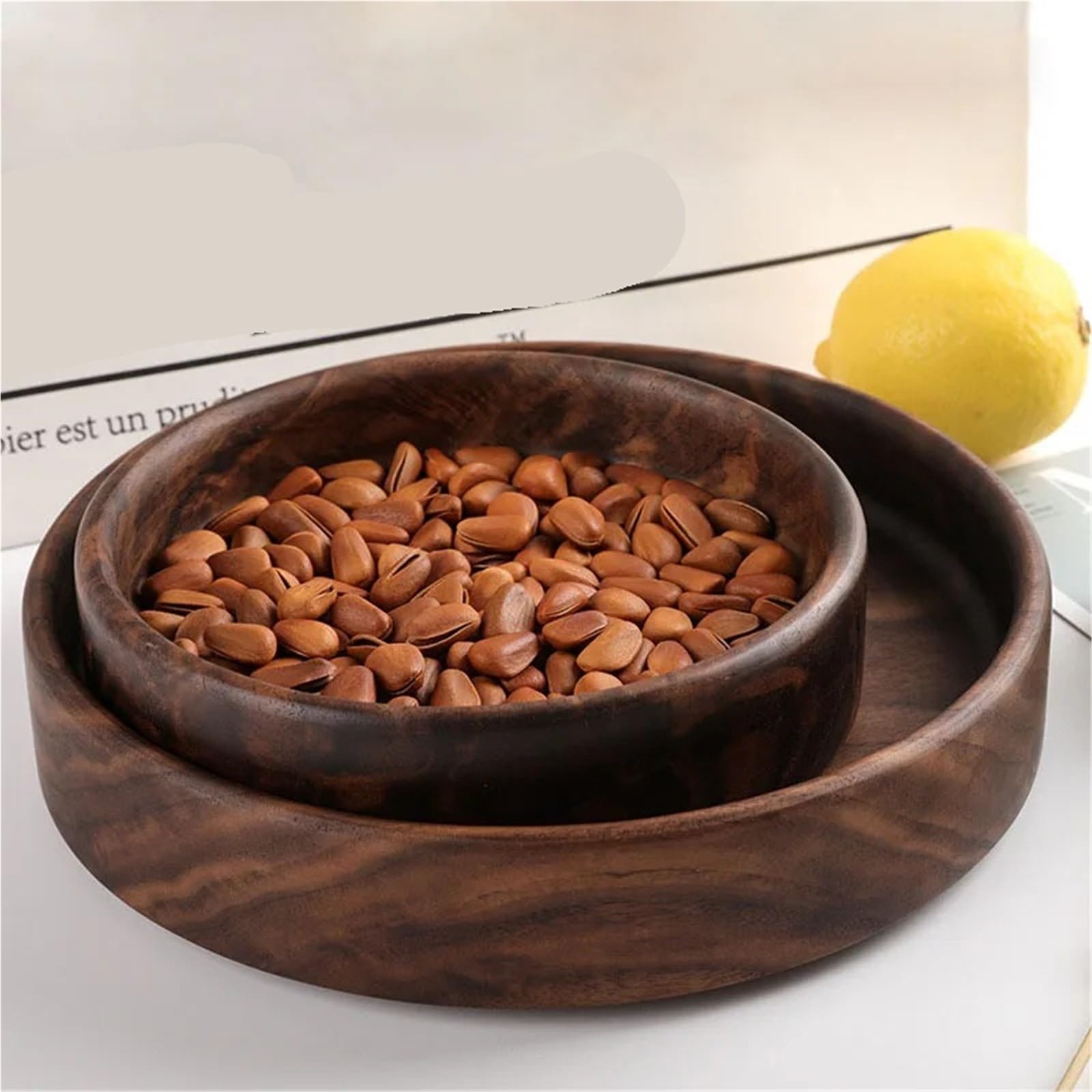 Bandeja de Madera Maciza de Nogal para Servir, Bandeja Redonda de Madera para Aperitivos, Dulces, Pan, decoración, Bandeja de café (15 x 15 x 3,5 cm)