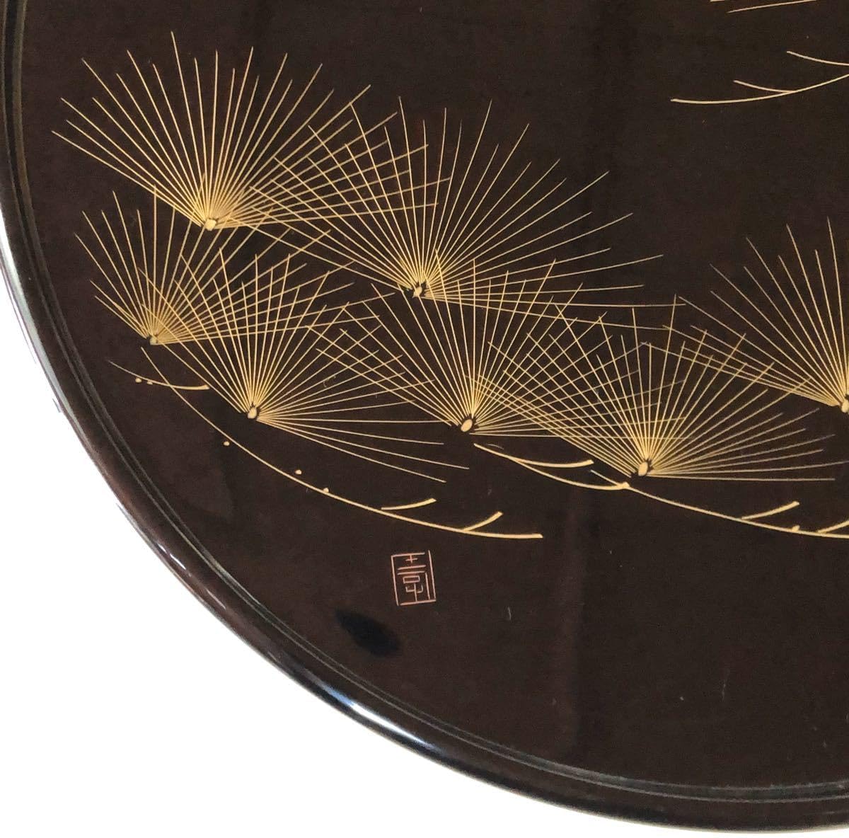 讃岐工芸 漆器 お盆 銘入 讃岐彫 丸盆 作者 掻き印『一峯』入り Amazon