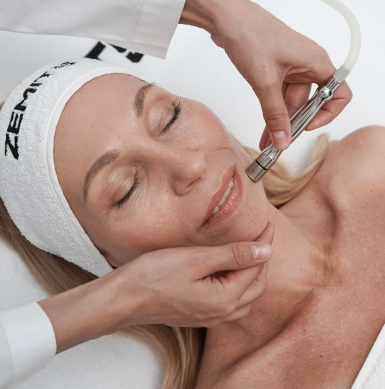 Amazon.com: Zemits JoliPeel Pro Advanced Vacuum Diamond