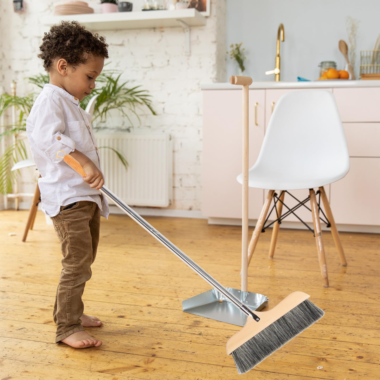 Abaodam Scopa in Legno Setole Morbide Antistatiche, Asta in Acciaio Inox Manico, Scopa Domestica per Pavimenti, Tappeti e Superfici Piastrellate, per Cucina e Camera da Letto
