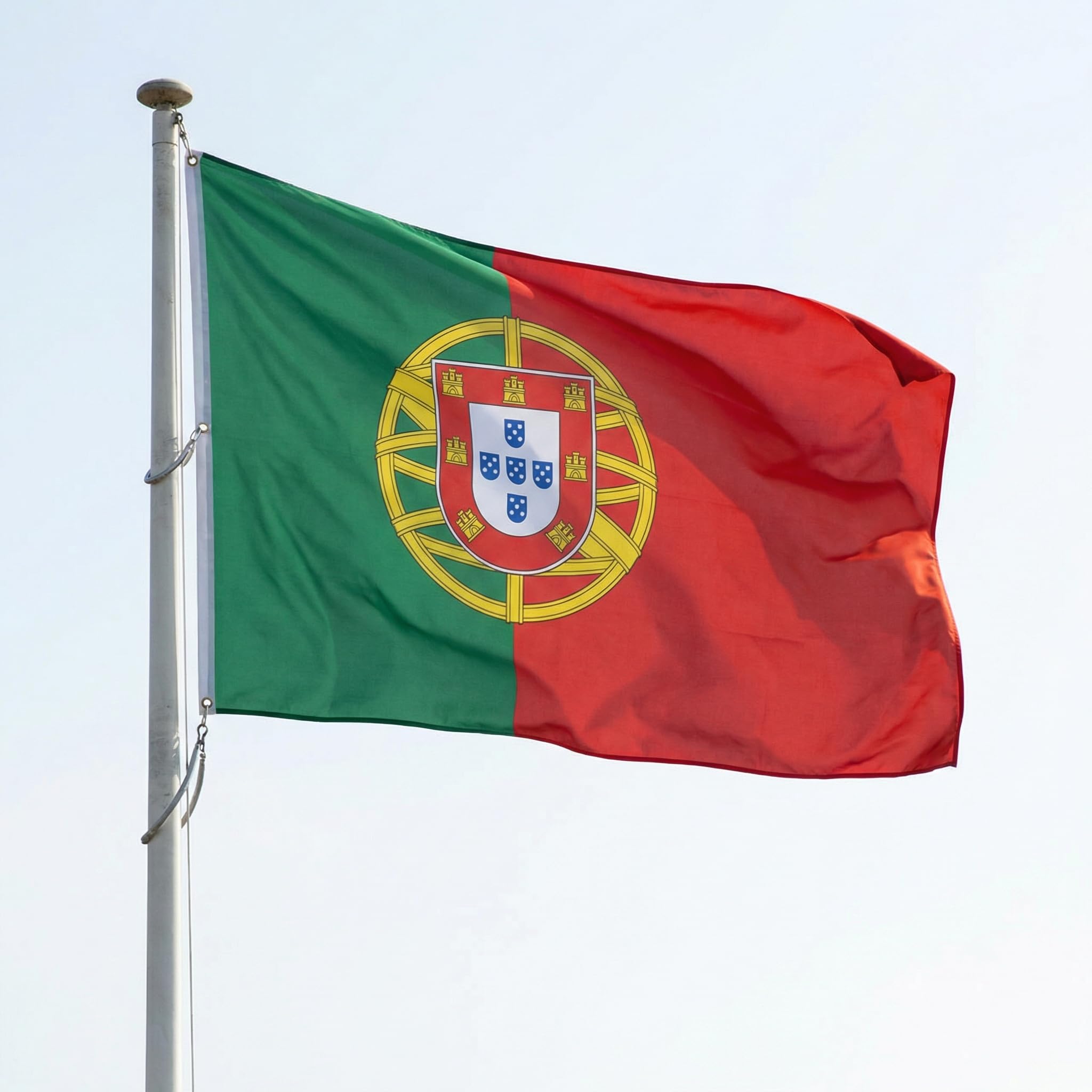 Drapeau Portugal XXL 150x250 cm avec autocollant et 3 œillets métalliques