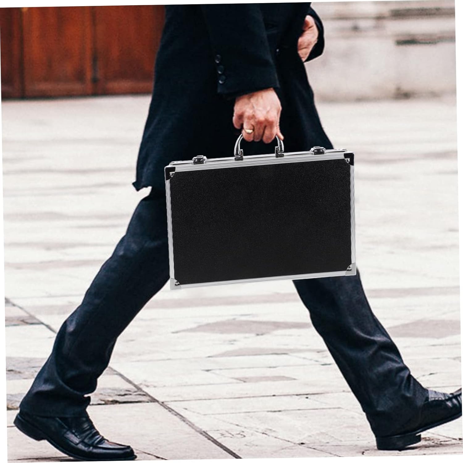 Sturdy Mic Holder Case for Mobile Phone Sound Card Microphone Carrying Box for Recording and Singing