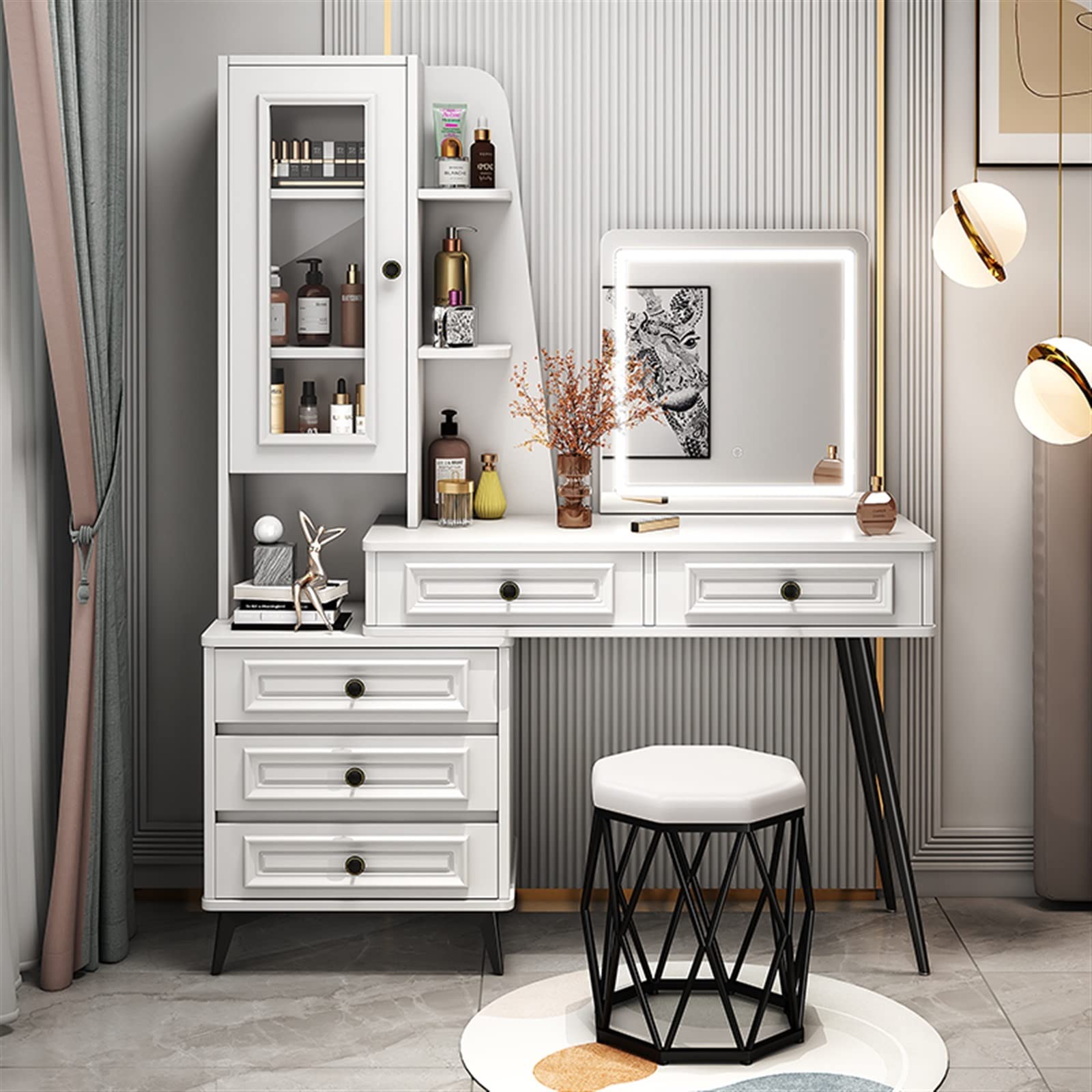 Modernes Make-up mit Spiegel und Kunstfell – Stilvolle Schlafzimmer-Kommode für Beauty-Essentials schickes Design für Make-up-Liebhaber, platzsparende Möbel