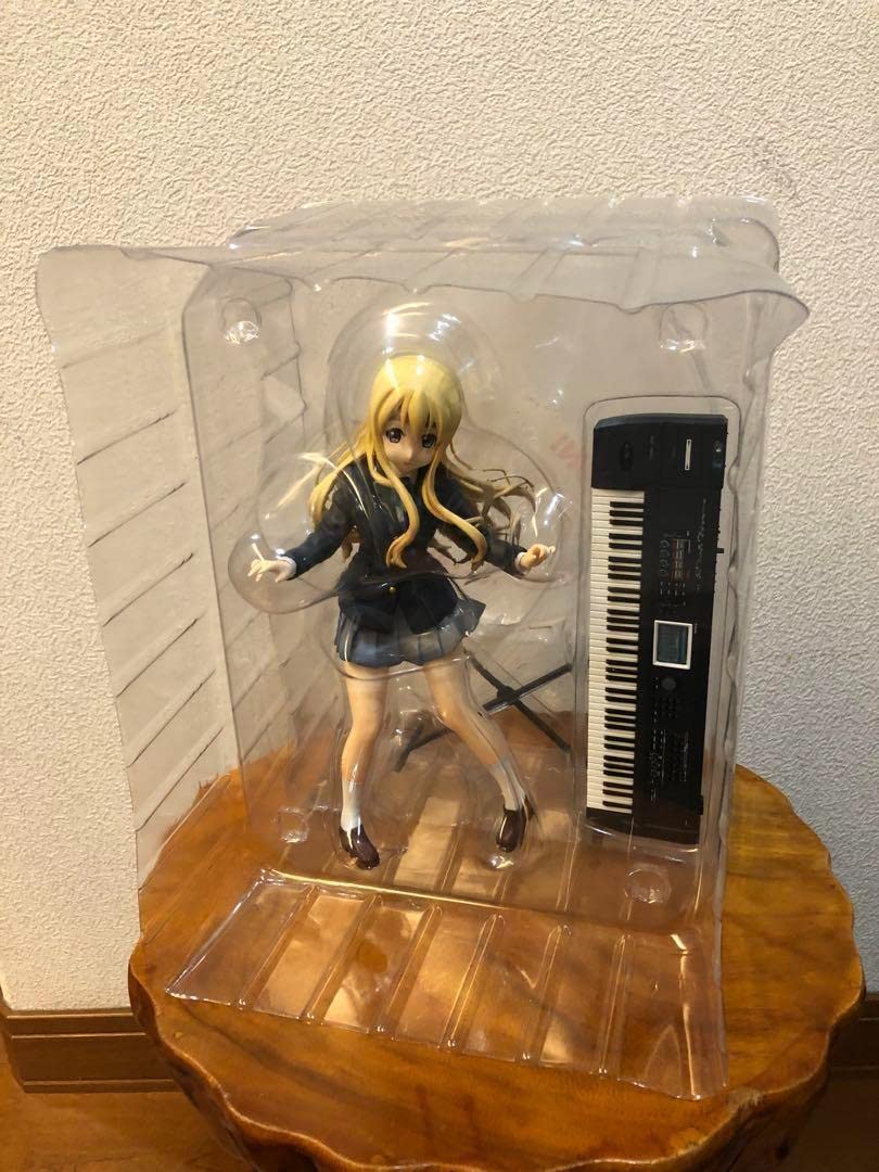 Amazon.co.jp: けいおん 琴吹紬 1 8 完成品フィギュア アルター