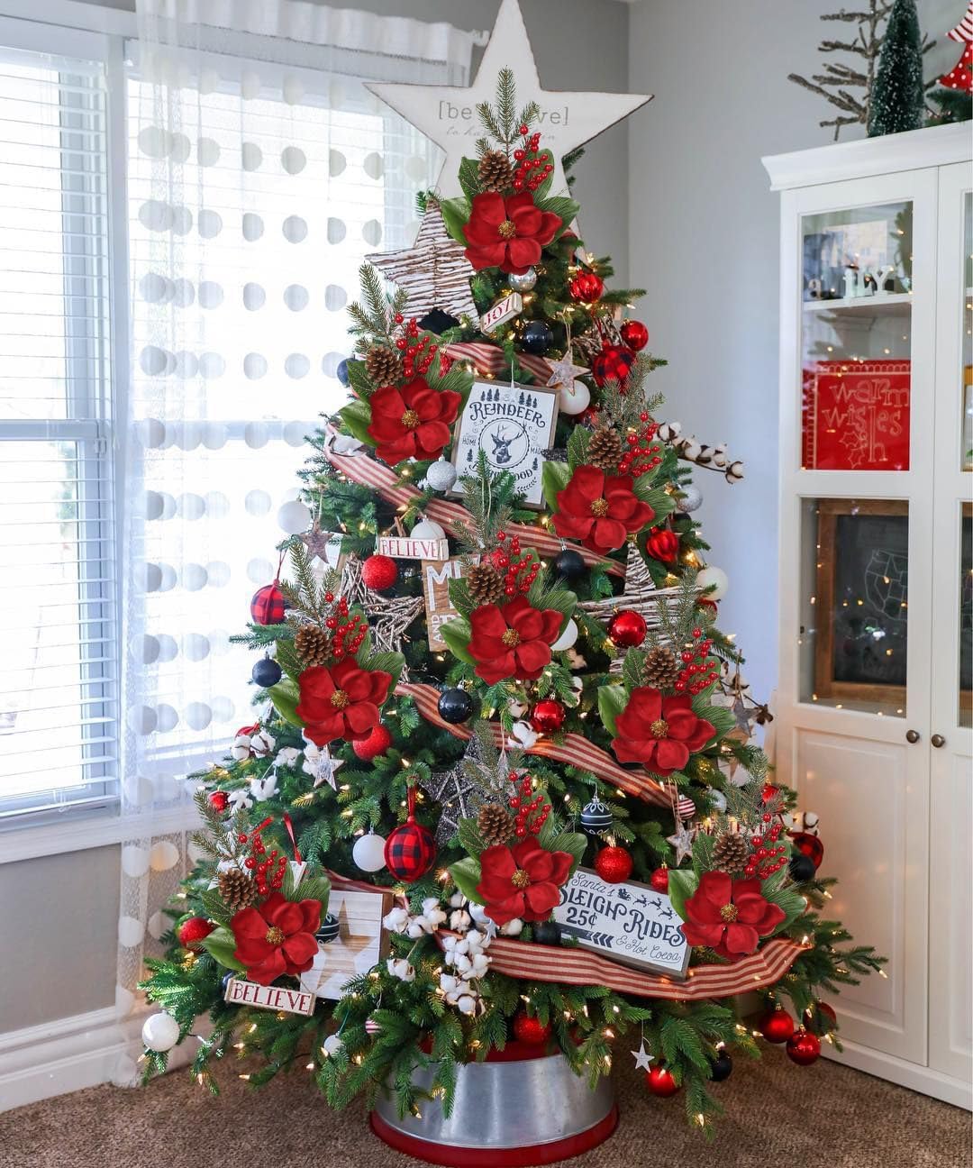Briful Red Magnolia Christmas Flower Branches, 2 Pack 18.9in Artificial Magnolia Floral Picks and Spray with Pinecones Berries for Xmas Tree Vase Arrangements Decor