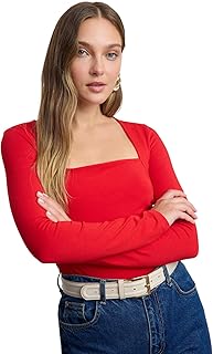 ترنديول بلوزة محبوكة بقصة ضيقة وقبة مربعة للنساء بلون احمر TWOAW25BZ00194