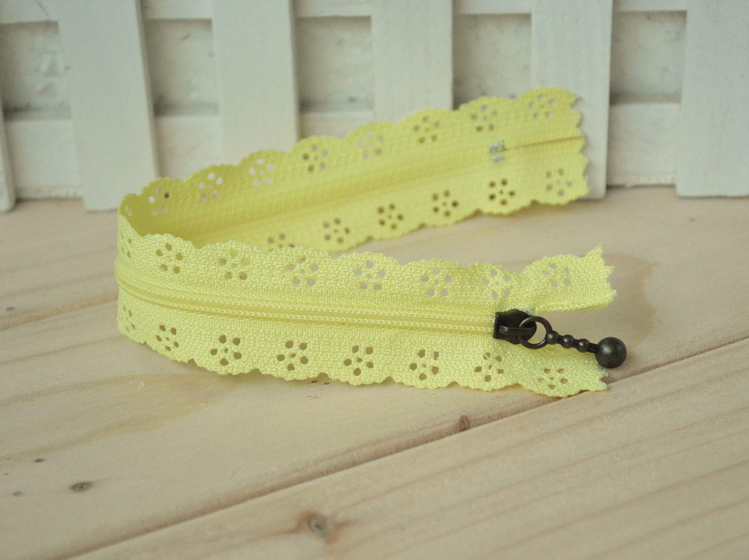 10PCS Antiqued Brass Water Drop Zipper Head Nylon Lace Closed End Zippers for Purse Bags DIY Sewing Tailor Craft Bed Bag - 20cm / 8 inches (Light Yellow)