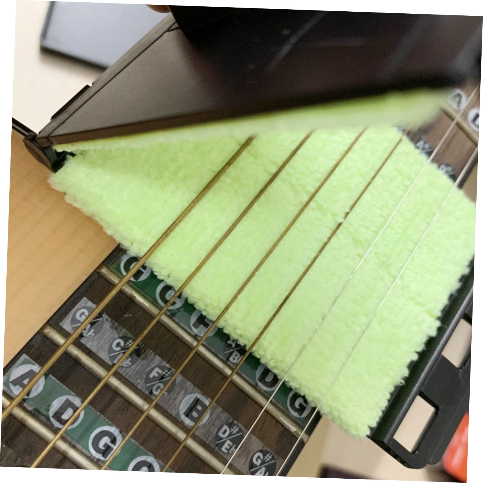 Toddmomy Acoustic Electric Guitar String Guards 2pcs String Cleaner Scruber Easy to Clean Maintain Tone