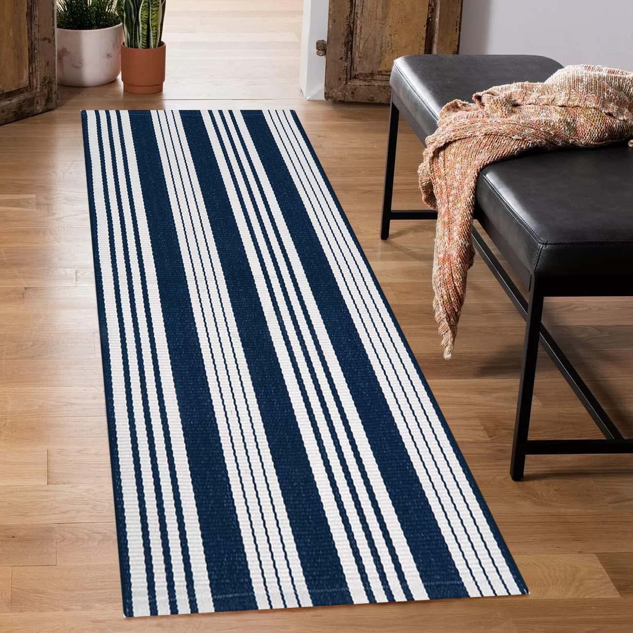 Blue and White Runner Rug 2x6ft Front Porch Rug Machine Washable Indoor Outdoor Doormat for Front Porch Hand-Woven Entryway Rug for Laundry/Bathroom/