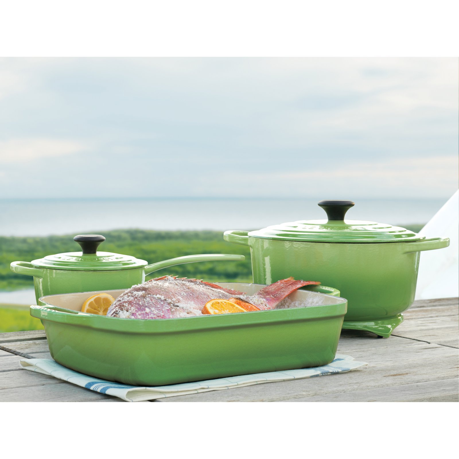 Amazon.co.jp: Le Creuset エナメル鋳鉄製 シグネチャー 長方形
