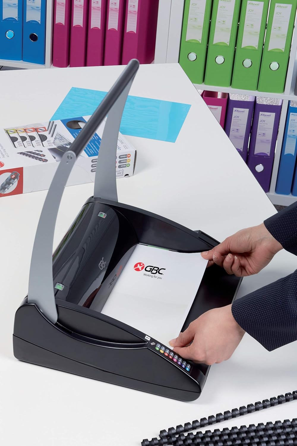 Best Cyber Deals 🔥 GBC COMBBIND 200 BLACK 4401845 PK1