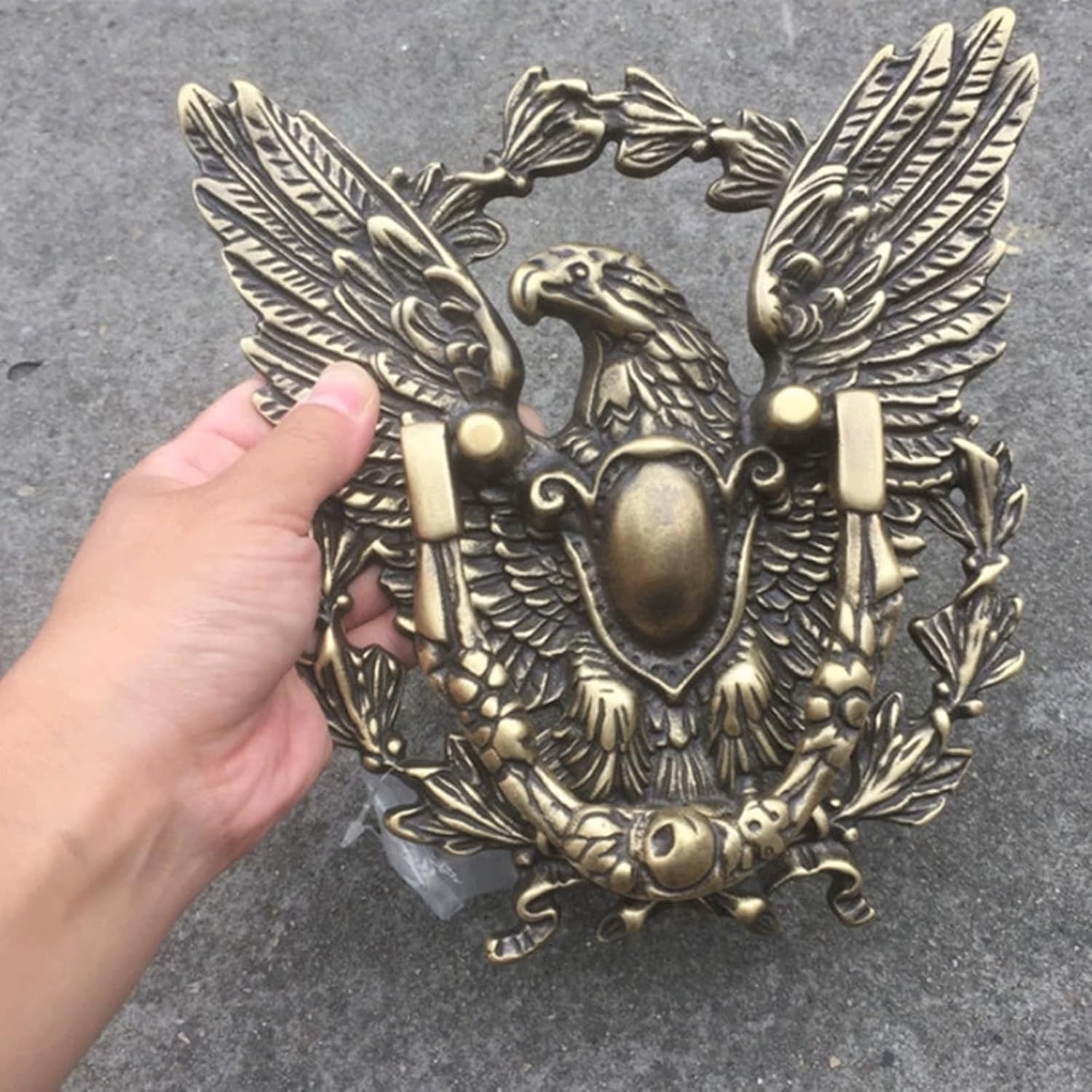 Brass Ring Pull Metal Door Knockers Antique Brass Eagle Ring Pull Door Pulls with Semi Circular Handle Wall Gate Decor