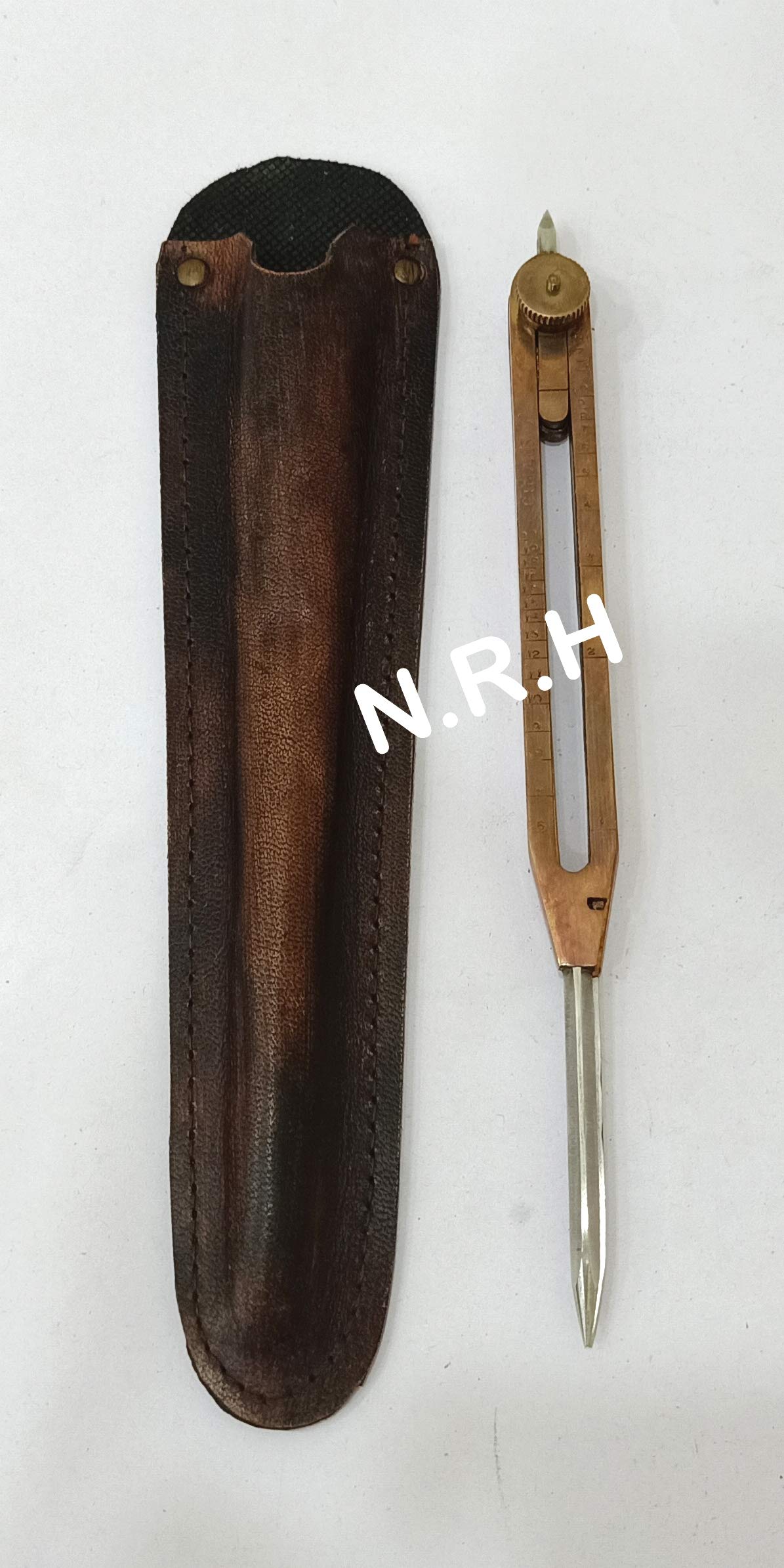 Divisor herramienta de dibujo profesional escala 12 pulgadas de largo latón macizo con punta de acero resistente