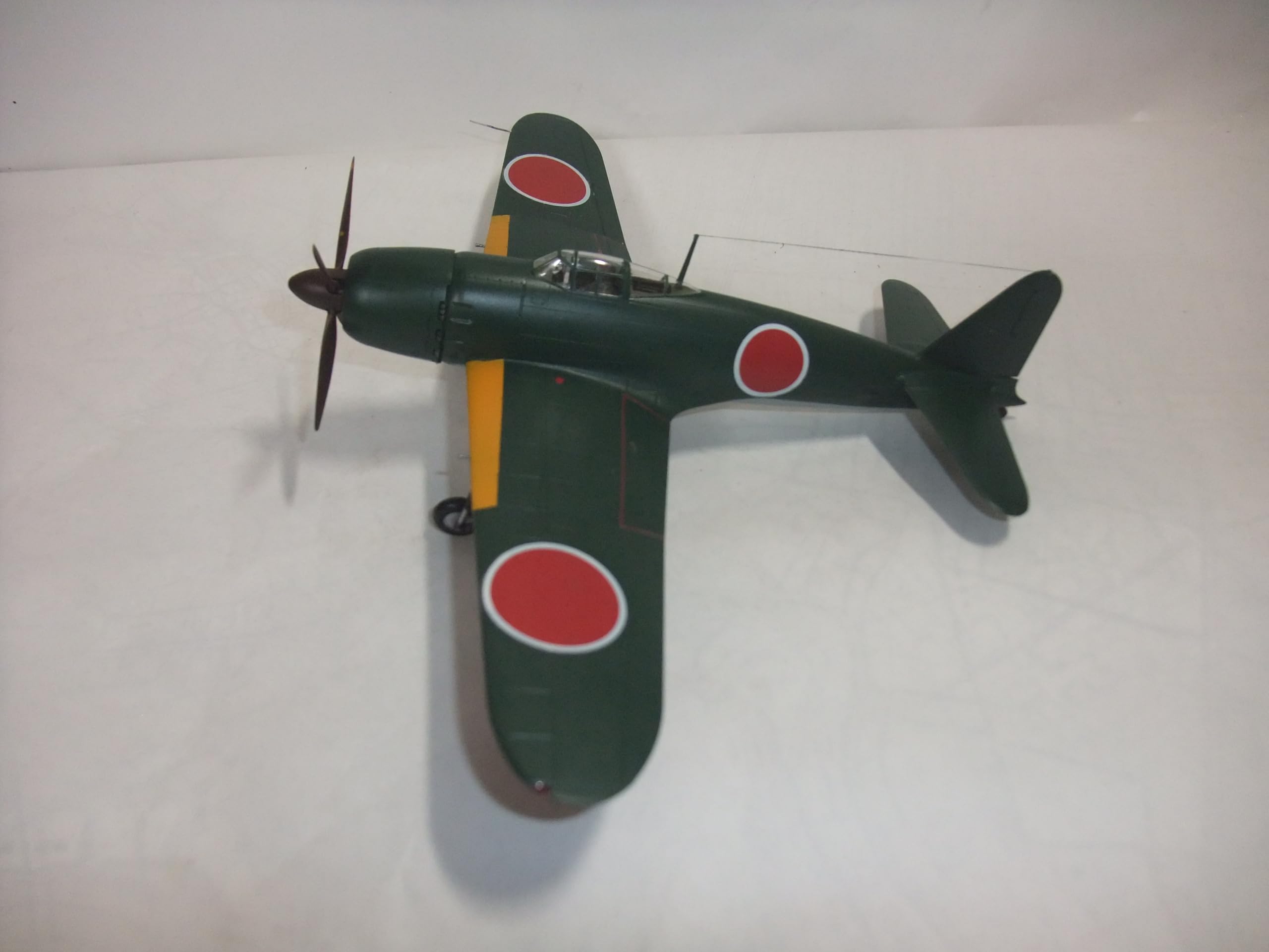 Amazon | 完成品 日本海軍戦闘機 烈風 48分の1サイズ | プラモデル 通販