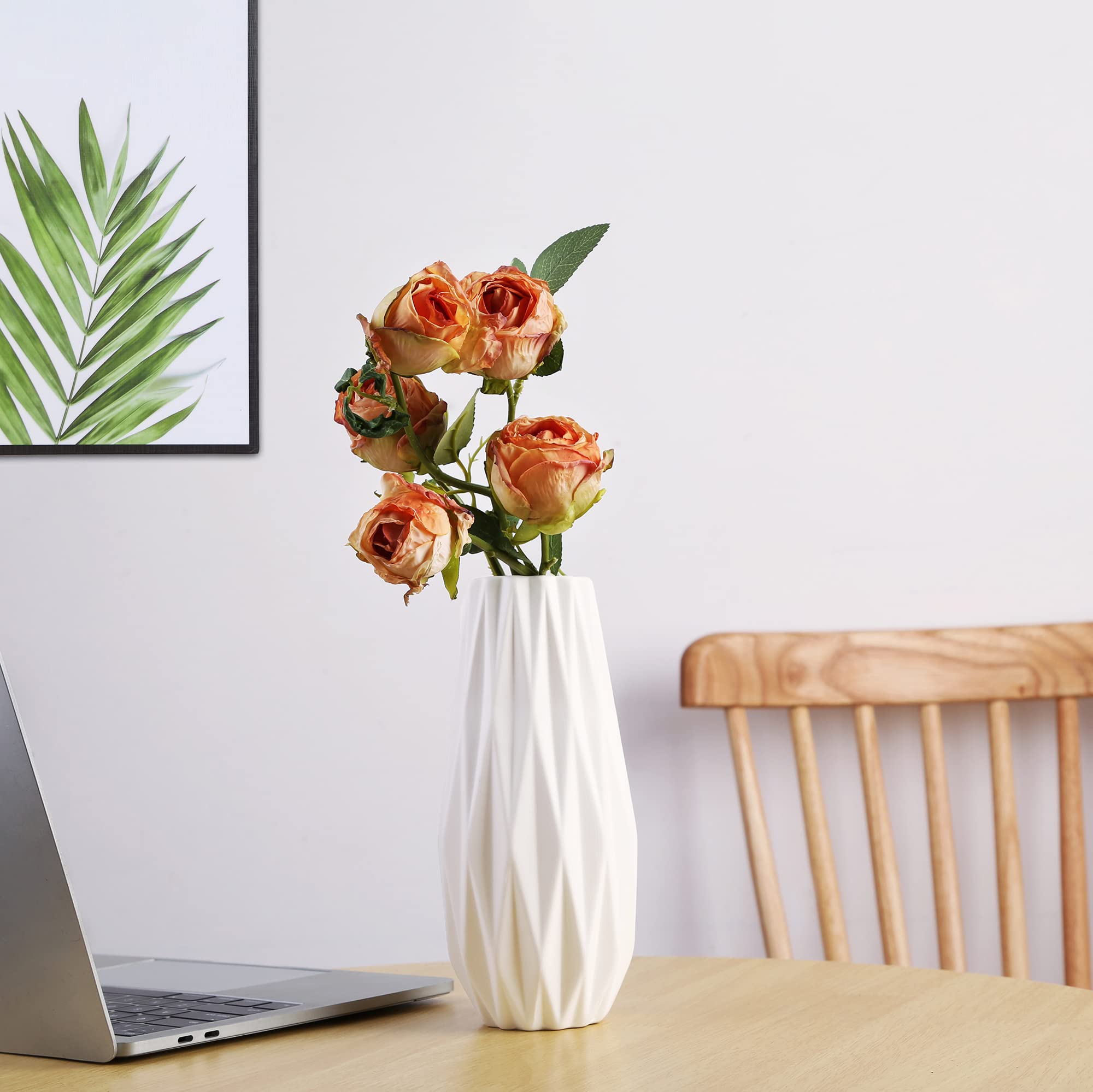 Simple White Ceramic Vase, Modern Home Decoration Porcelain Vase Flower Vase Origami Design - Image 4