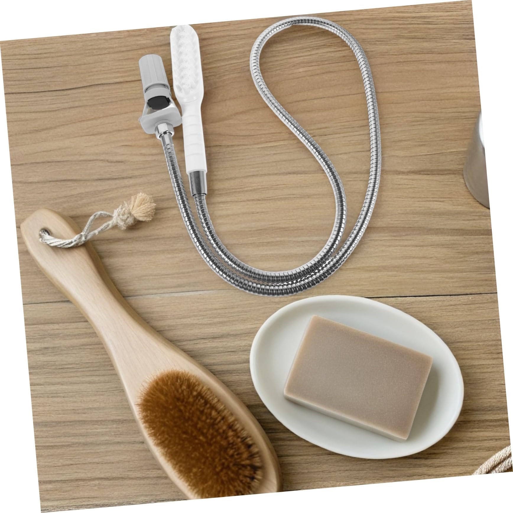 TOYANDONA Douchette Bain pour Chien Chat avec Brosse Massage Jet Eau Haute Pression Outil de Toilette Intérieur Extérieur Nettoyage Complet