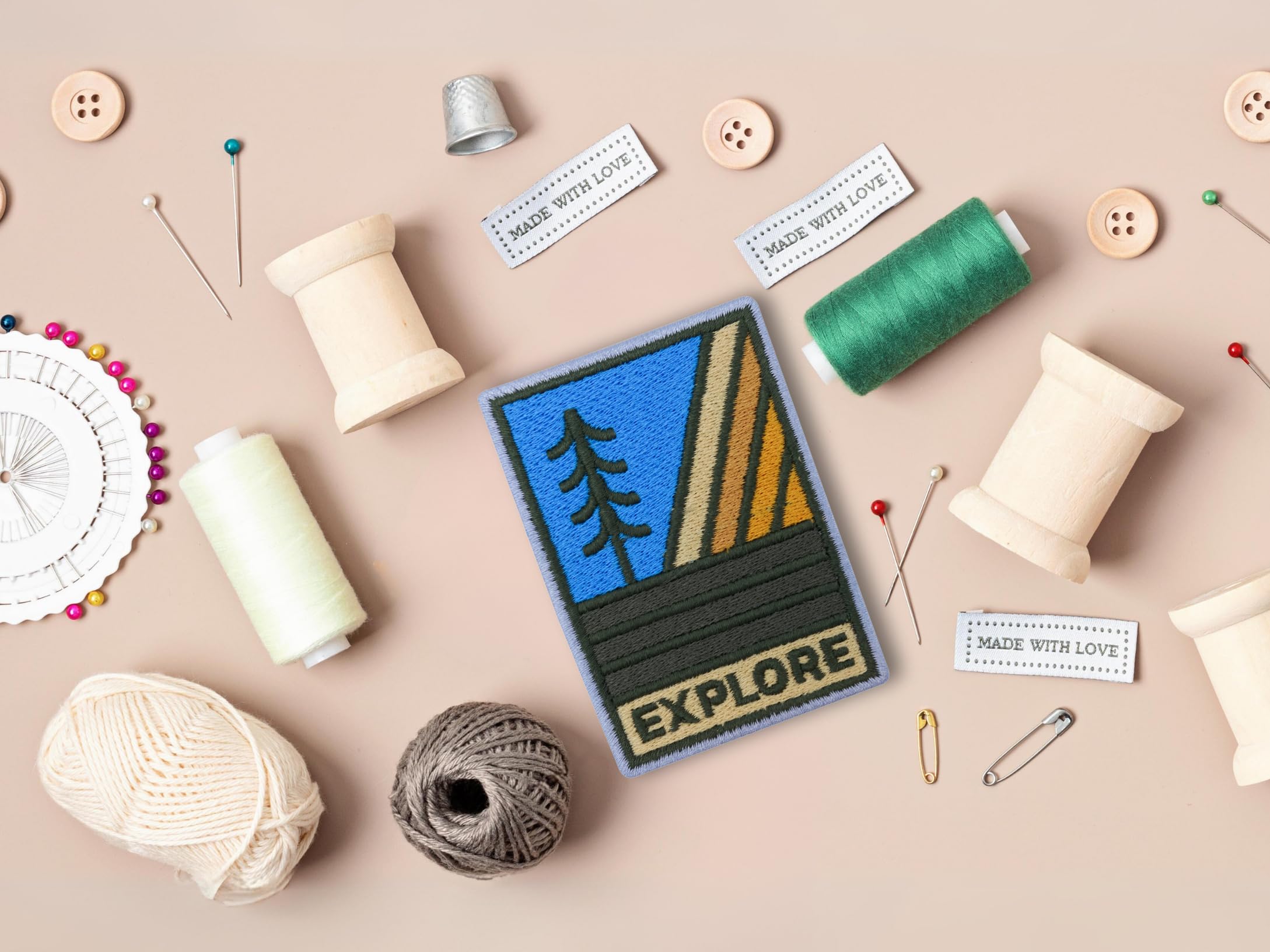 Finally Home Écusson Lone Loup Lune à Repasser Et à Coudre | Patchs