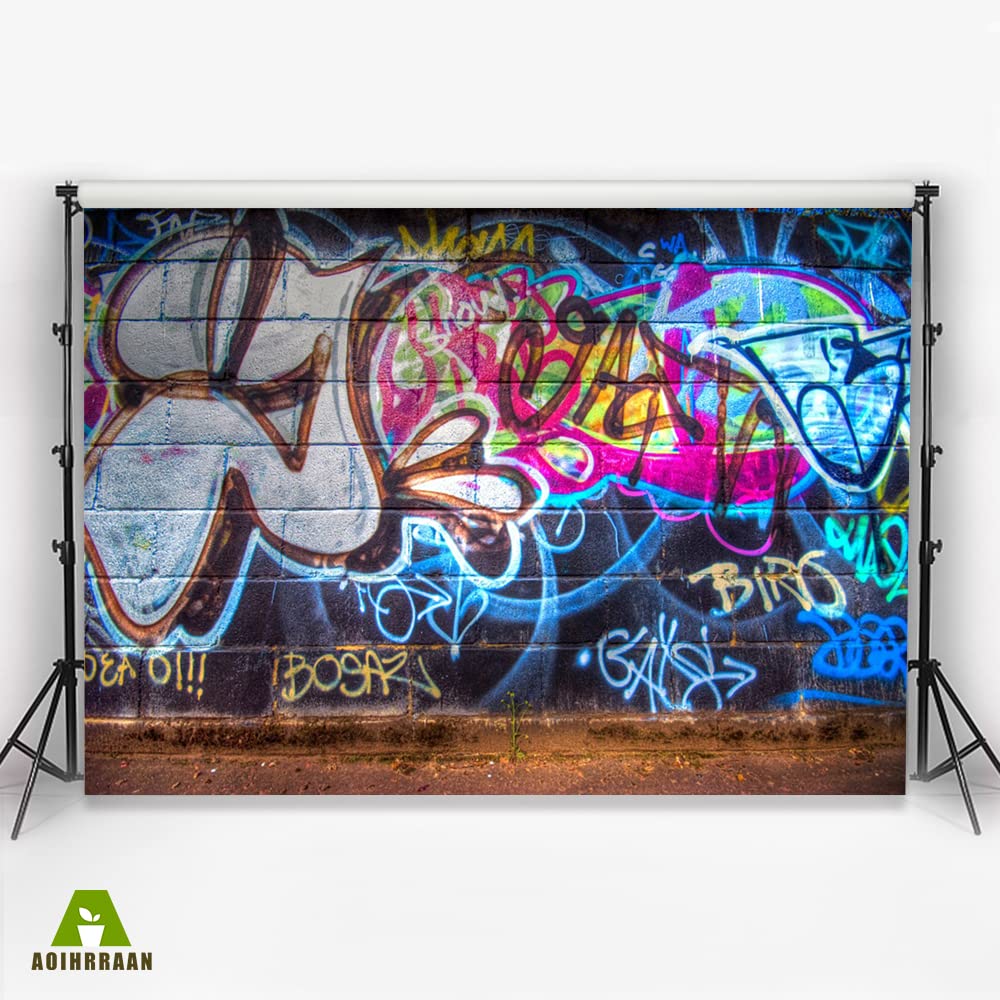 Aoihrraan 3,5x2,5m Graffiti Muro Sfondo Retrò 80'S Hip Hop Mano Disegno Murale Pittura Su Mattone Muro Fondale Fotografia Concerto Musica Punk Rock Festa Compleanno Ragazzo Adulto Ritratto Fotografico
