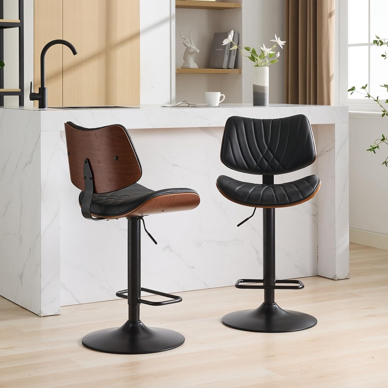 Modern Mid Century Adjustable Counter Height Leather Upholstered 360°Swivel Bar Chairs for Kitchen Island/Dining Room/Cafe, 2 Chair,for The Kitchen