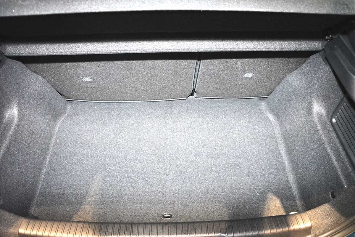 Vasca Protettiva Su Misura Per DS7 CROSSBACK (2018+) – Antiscivolo, Lavabile E Inodore, Alta 5 Cm