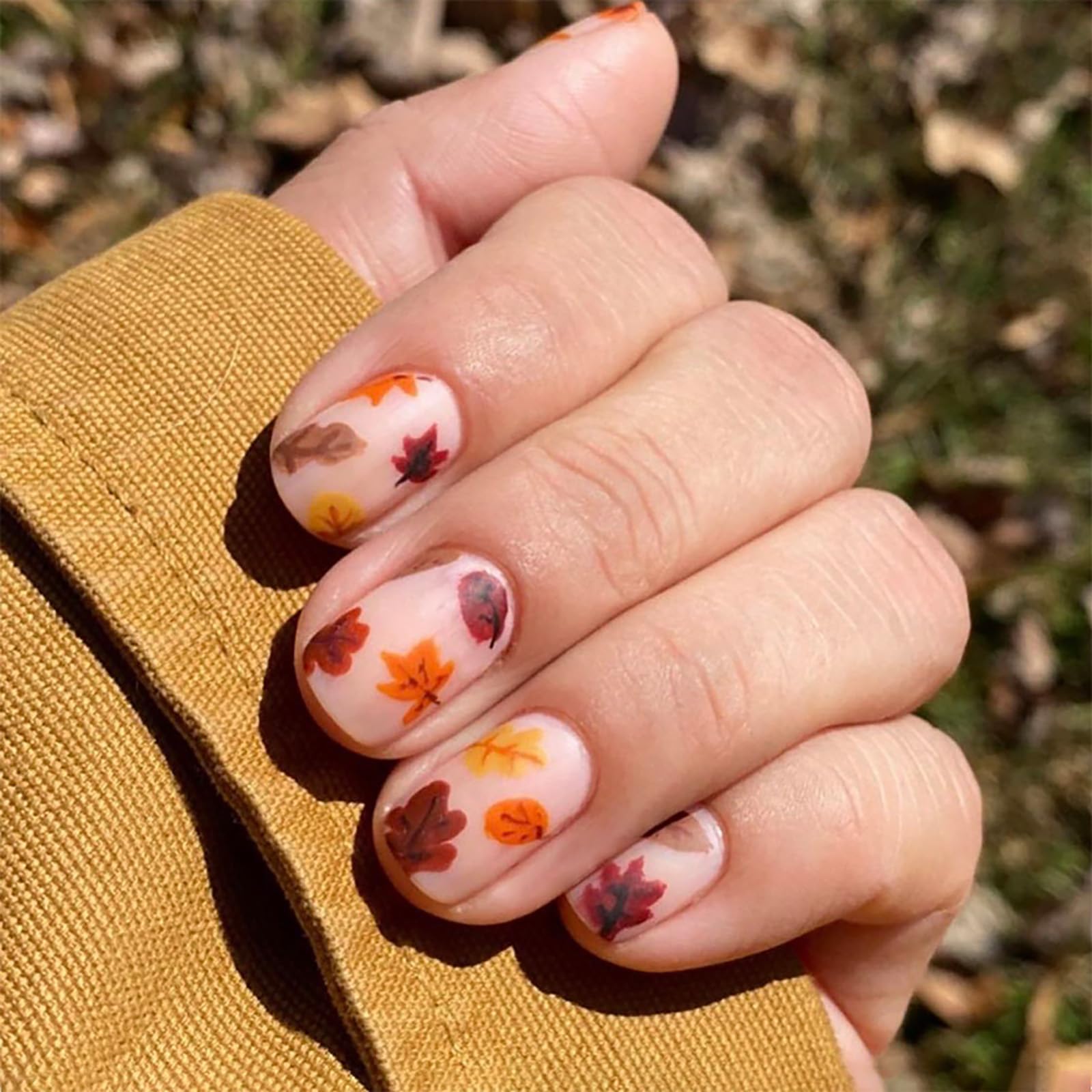 Square Press on Nails Short Fake Nails with Maple Leaves Designs Nude False Nails Press ons Matte Glue on Nails Fall Acrylic Nails Thanksgiving Stick