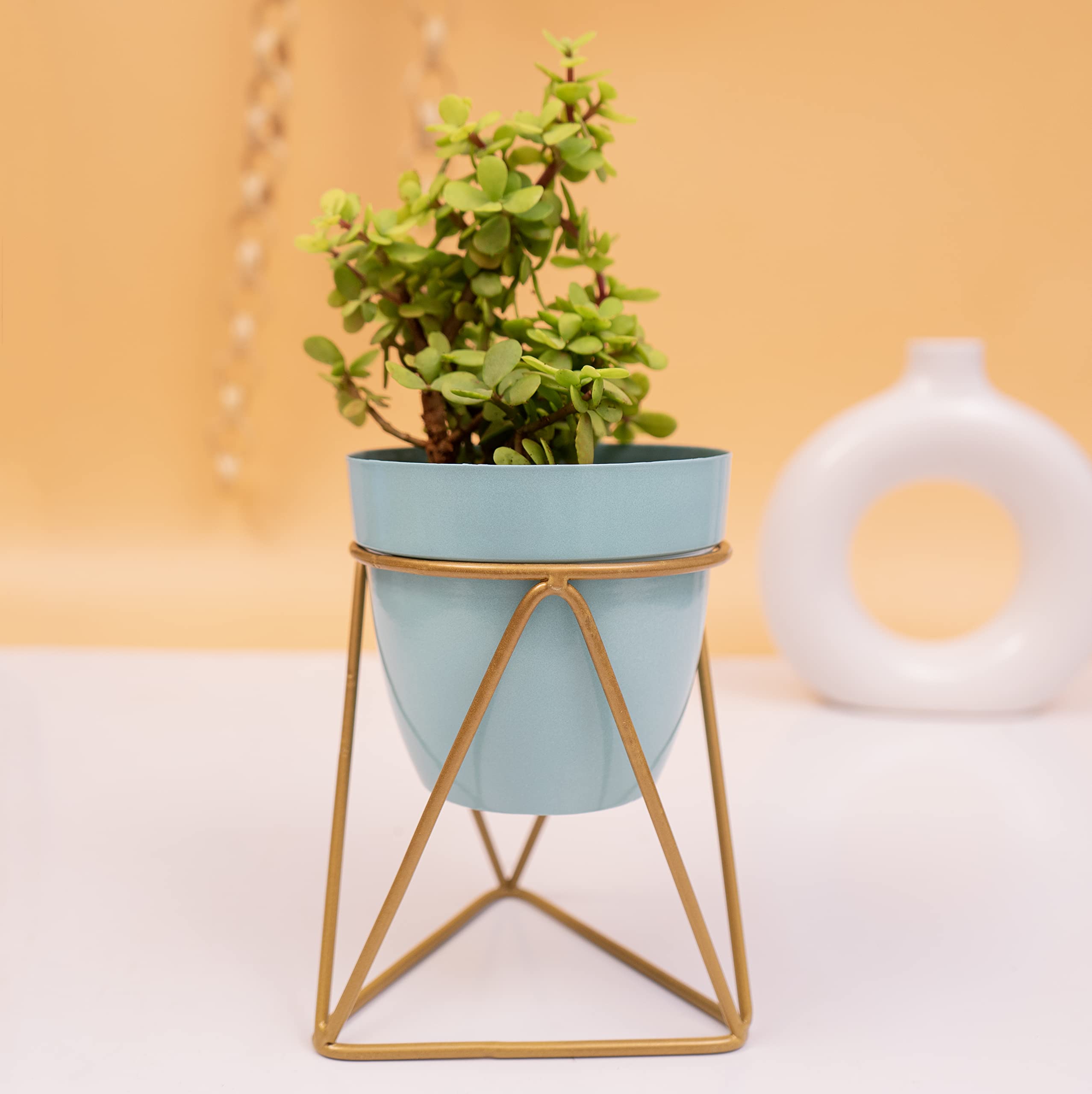 KYARI Vanessa Sky Triangular, Metal Oblong Pots & Planters Pack of 1 (B09STWTRZB) Amazon Price History, Amazon Price Tracker
