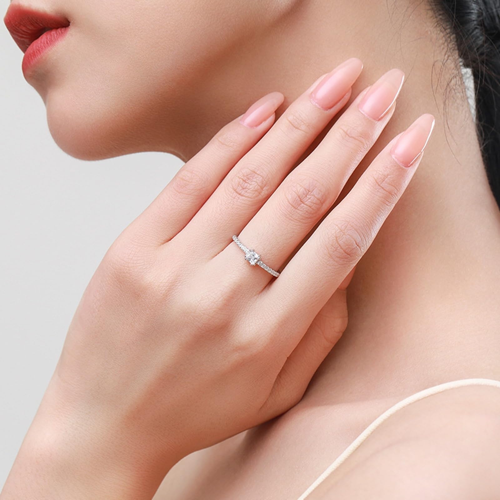 Pierścionek damski z prawdziwego złota, pierścionek zaręczynowy z 0,3 ct Moissanite, elegancki pierścionek zaręczynowy dla kobiet