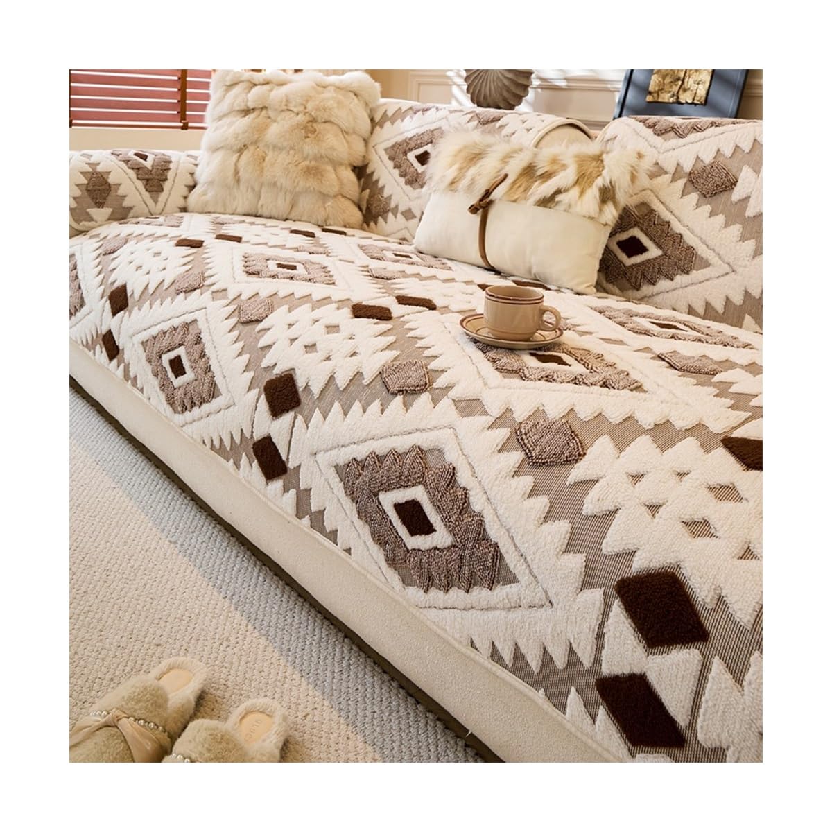 TRQQWEQQ Thick Plush Couch Cover Non-Slip Sofa Covers Sofa Slipcover Washable For Most Cats Dogs Pets(Brown,70 * 120CM)