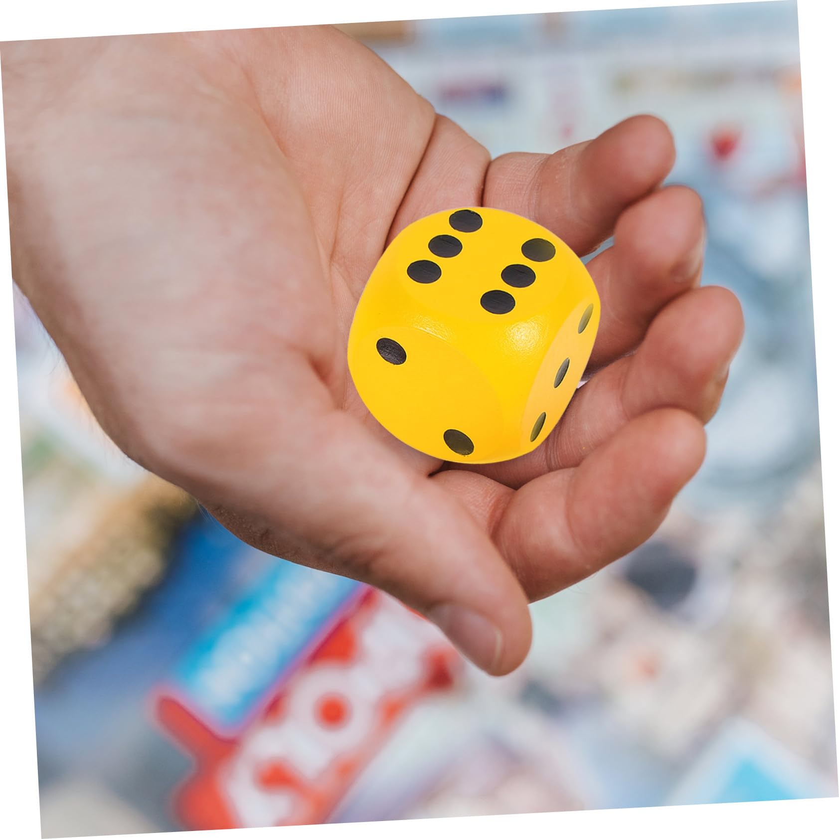 Hohopeti Dés en Bois Jaune 3 Pièces Légers et Portables Coins Arrondis pour Jeux de Société la Maison et Réunions Familiales