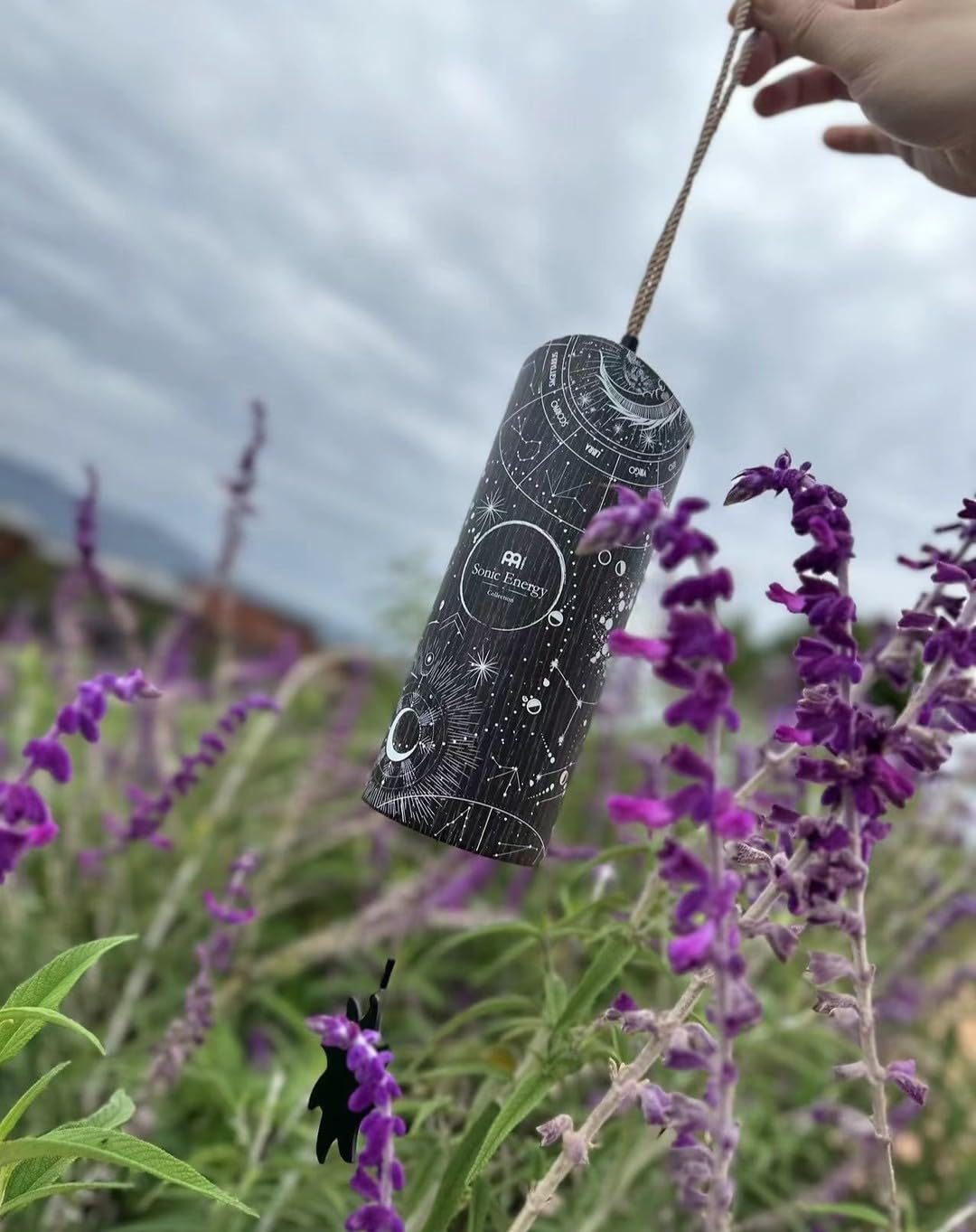 Sonic Energy Cosmic Bamboo Chime Stella – Klangspiel Nacht, 432 Hz – Für Meditation, Therapie, zur Dekoration – Inkl. Ersatzpendel (CBCSTELLA)