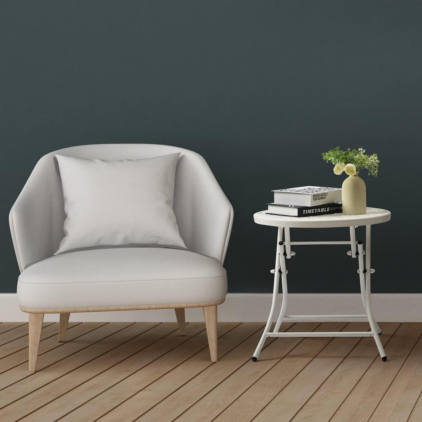 TeoKJ Petite table d'appoint pliante d'extérieur anti-rouille ronde en métal avec découpes de fleurs pour porche, cour, balcon, terrasse, pelouse, blanc