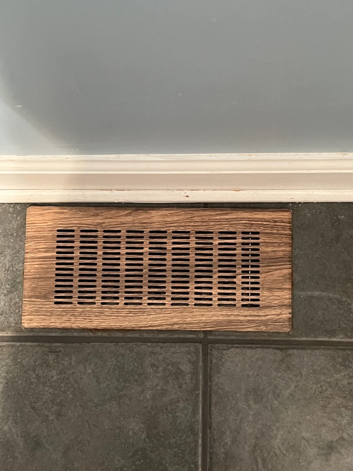 3/mo Finance Golden Tripod Aerometal Floor Register 4" x 10" (Duct