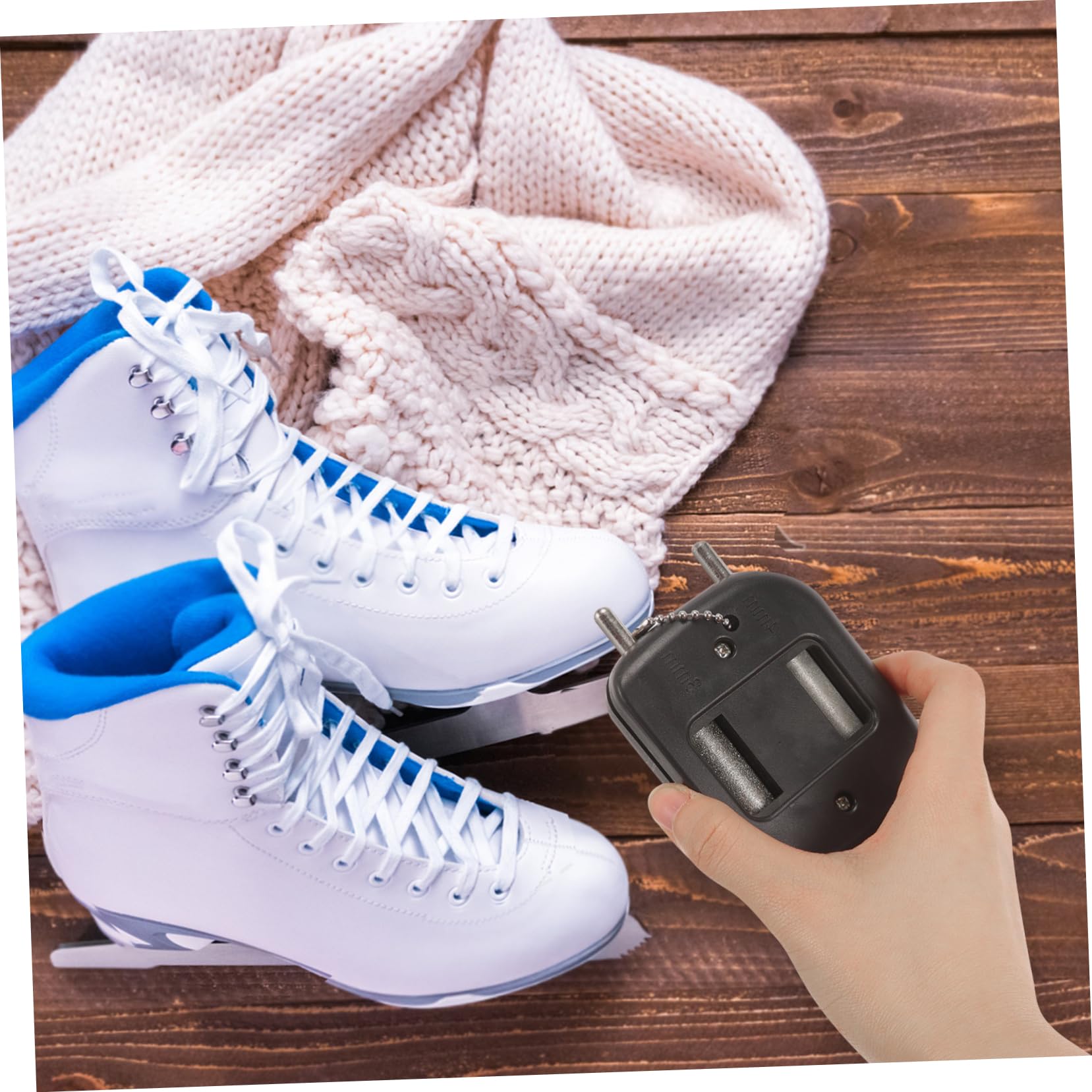 INOOMP Aiguiseur de Lame à Glace affûteur de Patins meule de Skate Pratique Outil aiguiseur de Chaussures à Glace Accessoire Chaussures de Skate Multifonction Patins à Glace Petite Lame