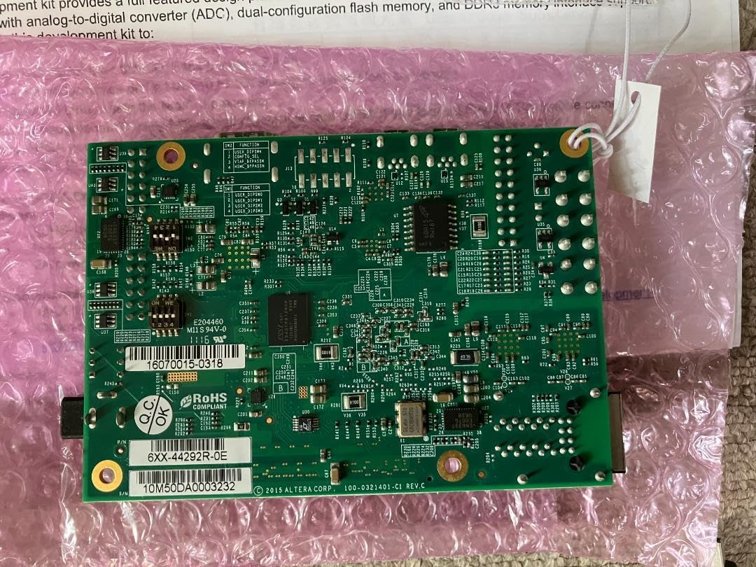 ALTERA MAX10 FPGA評価ボード DK-DEV-10M50-A-ON ALTERA MAX10 FPGA評価ボード DK-DEV-10M50-A-ON DK-DEV-10M50C