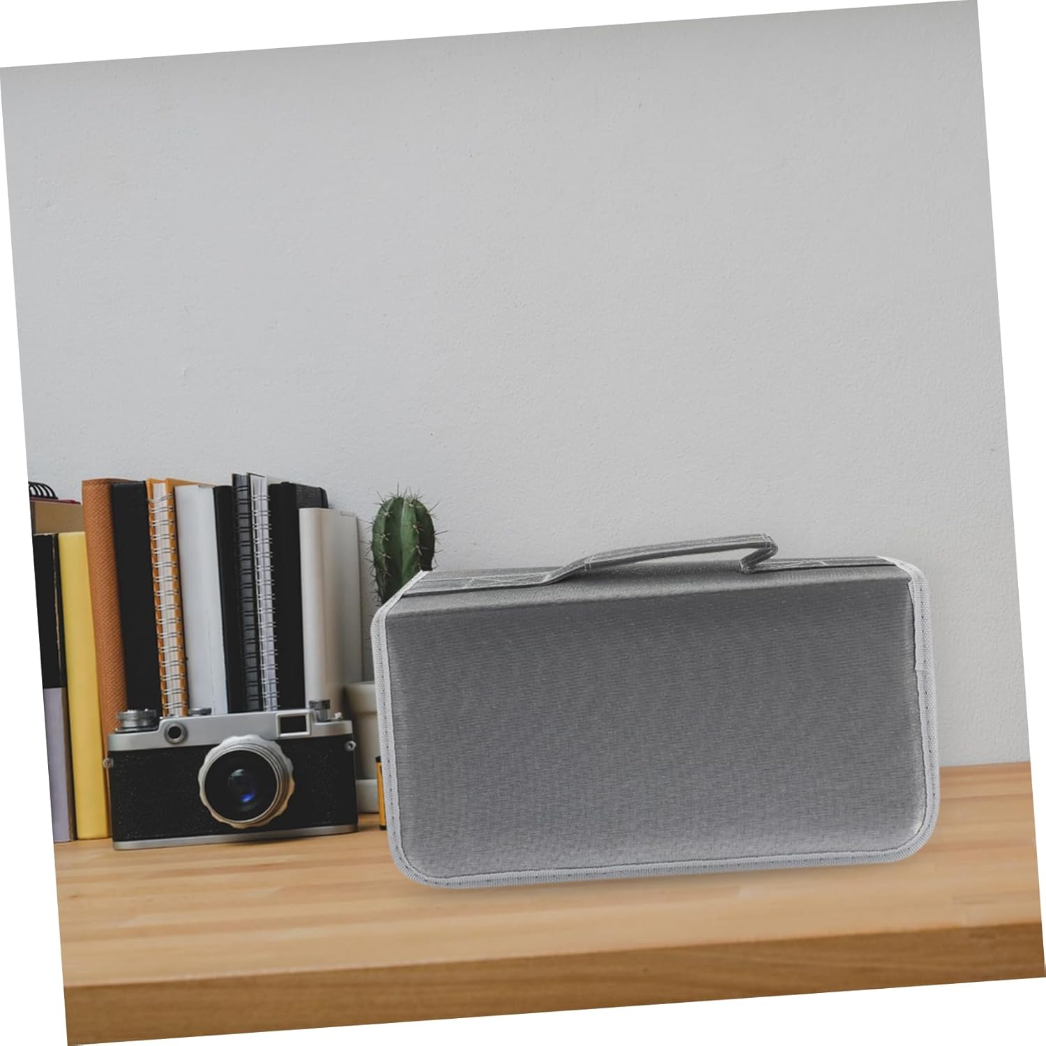 Cabilock 2pcs Portable CD Case Holder Thickened Disc Storage Pouch Lightweight Fabric Organizer DVDs Travel-Friendly Design for Music Lovers