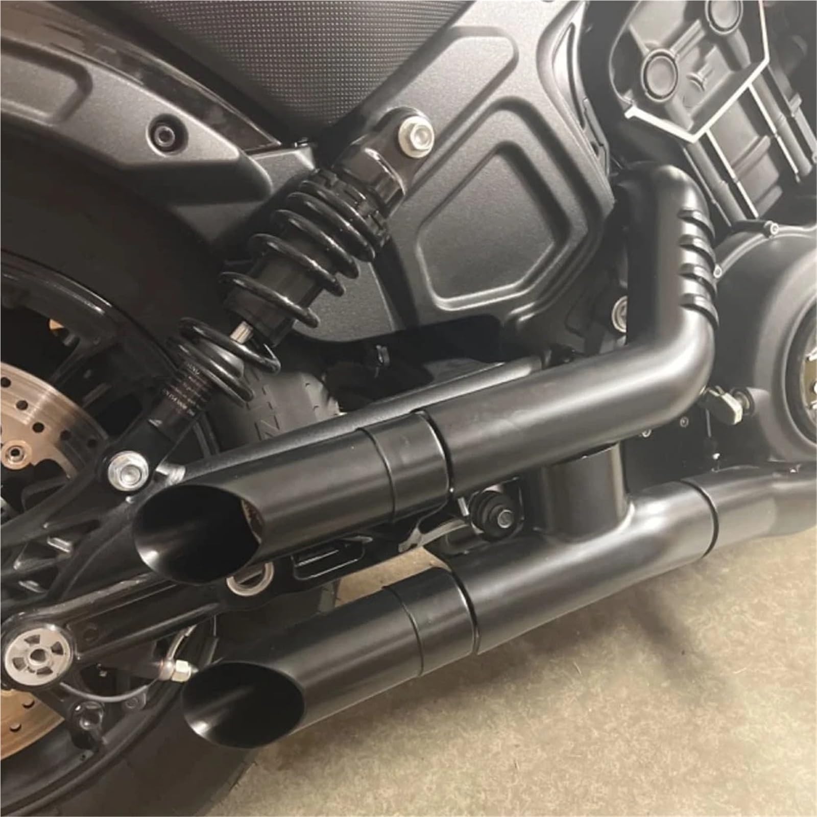 Motorrad-Auspuff Universal Slip on Für Indian Scout Bobber Sixty Für Rogue Twenty 2015-2023 Slip-On Short GP Slip Ons Schalldämpfer Mit DB Killer Schalldämpfer(Black No Muffler)