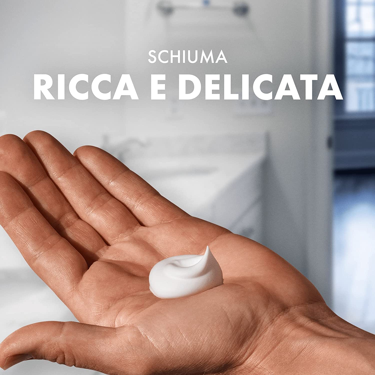 Gillette Series Schiuma da Barba Rinfrescante con Eucalipto, Effetto Lenitivo, Profumo di Pulito, Riduce le Irritazioni, 250ml X6