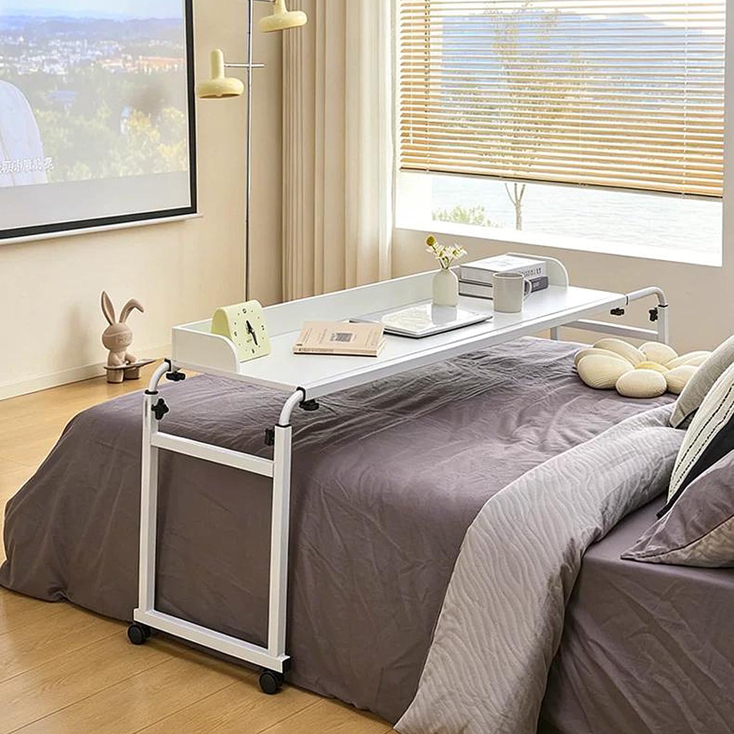 GXQFC Overbed Table Adjustable Height and Length, Bedside Table on Wheels with Lockable Castors, Mobile Laptop Desk Over The Bed and Recliner Table for Bed Home Office Use(Color:White)