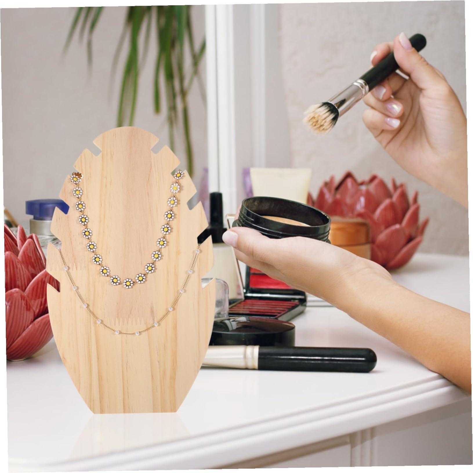 VILLCASE 2 Stück Schmuckständer Holz und Schlitzen Stabile Tisch dekoration für Halskettenaufbewahrung und Schmuckpräsentation Elegantes Display für Laden Messen und Zuhause