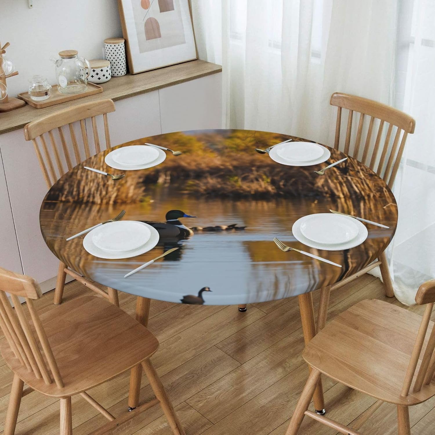 Loon Nature Bird Print Outdoor Patio Kitchen Decor Supplies Wipeable Round Table Cloth for Indoor Outdoor