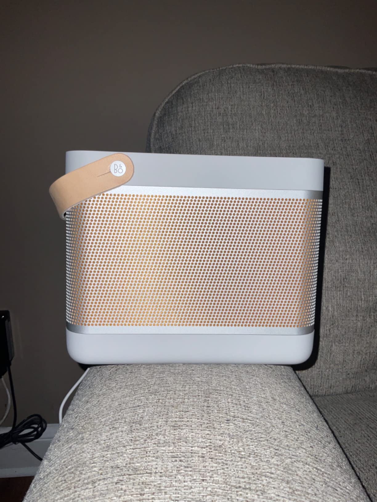 Bang & Olufsen Beolit 20 Powerful Portable Wireless Bluetooth Speaker, Anthracite