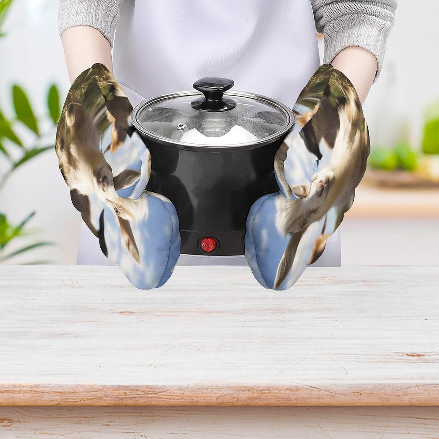 2 Pcs Oven Mitts Heat Resistant Kitchen Gloves Soft Safety Cute Goat Oven Glove for Microwave, Barbecue