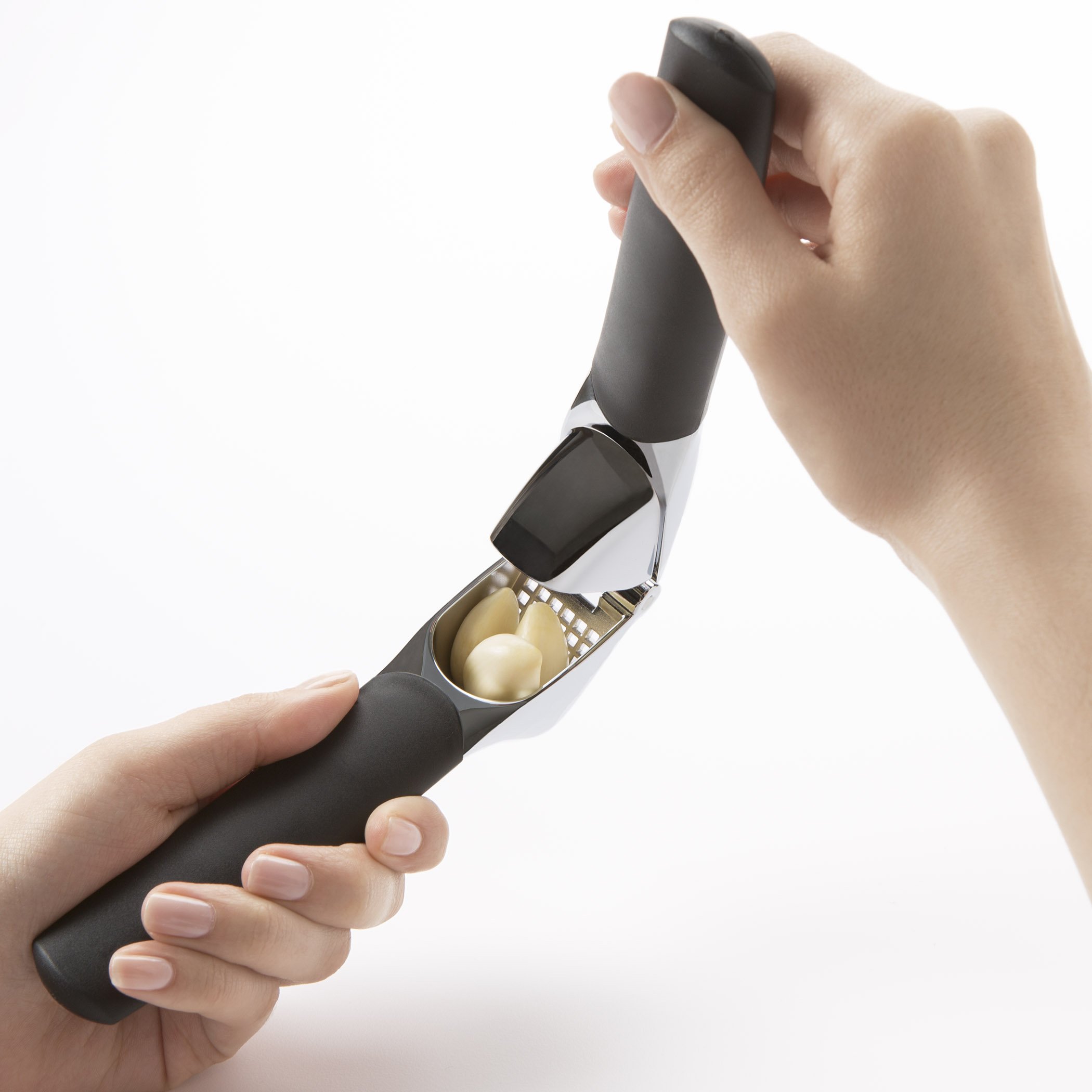 OXO Good Grips Knoblauchpresse, Schwarz