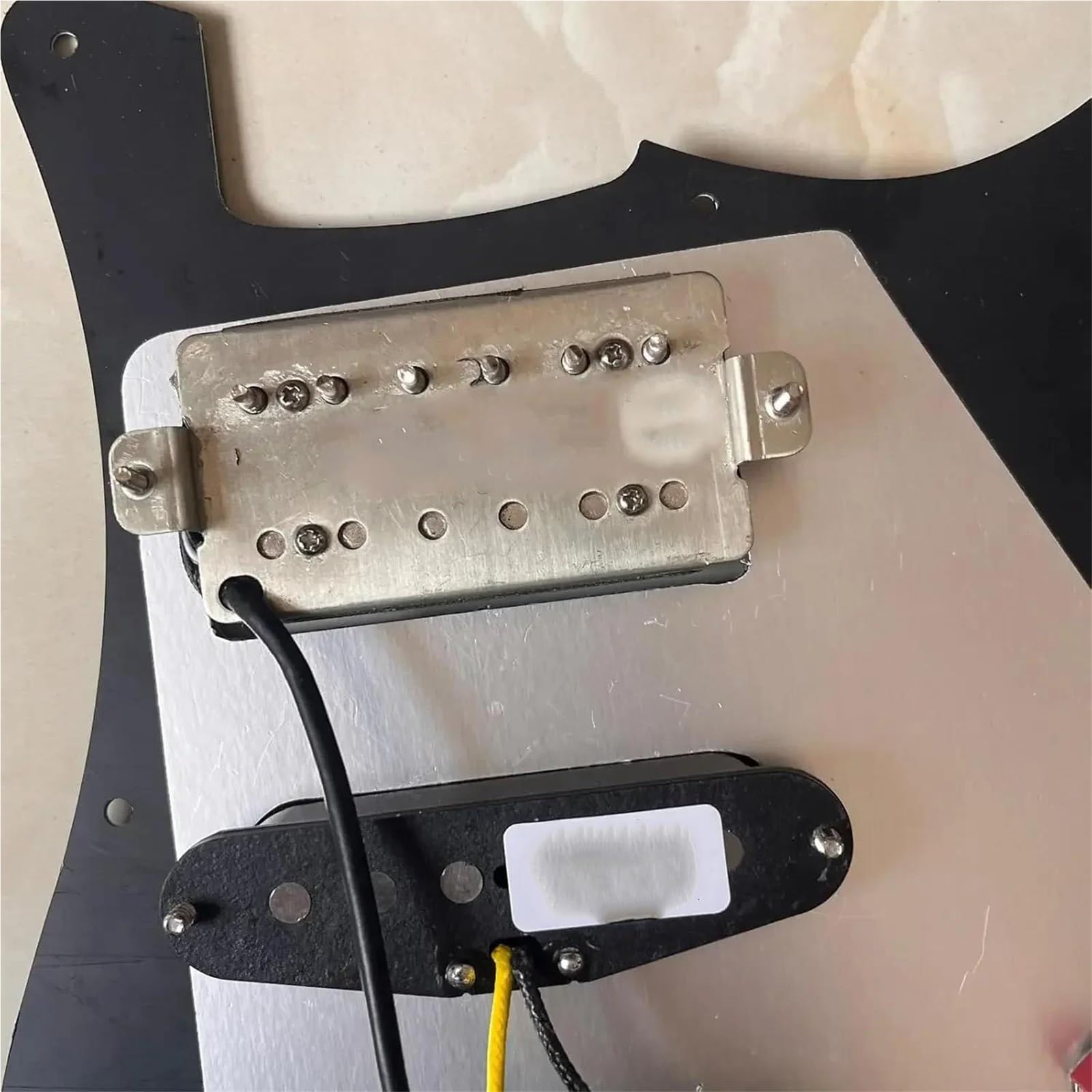 Pickguard Załadowany Do Gitary Zestaw Maskownic Gitarowych HSH Dla Leworęcznych